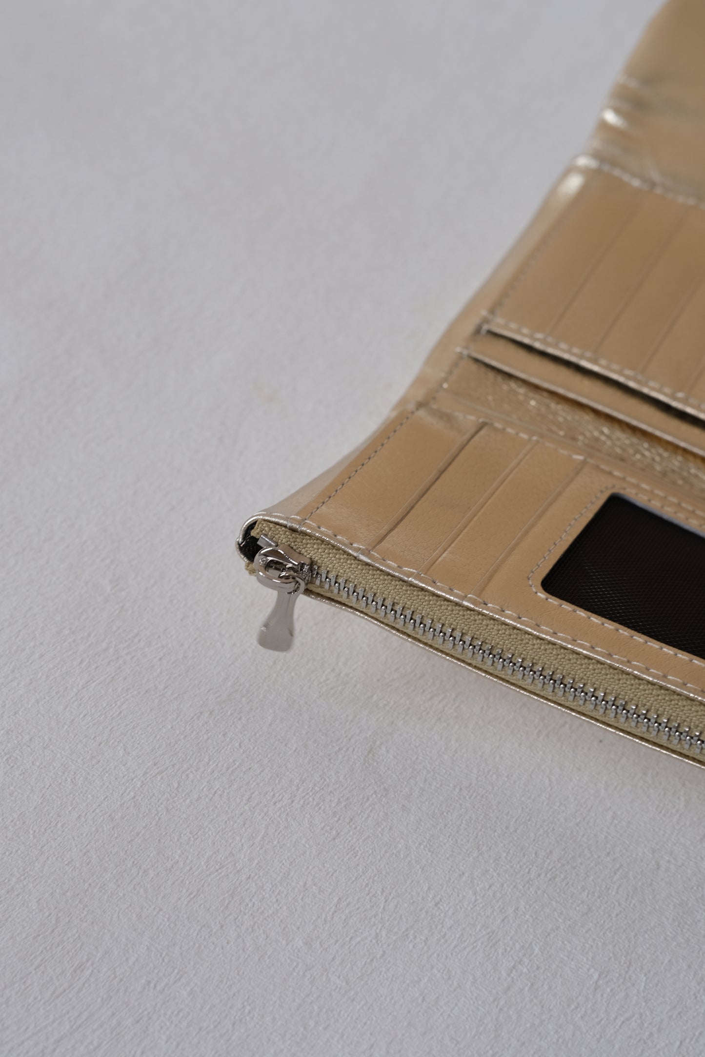 Elara Compact Wallet - Gold