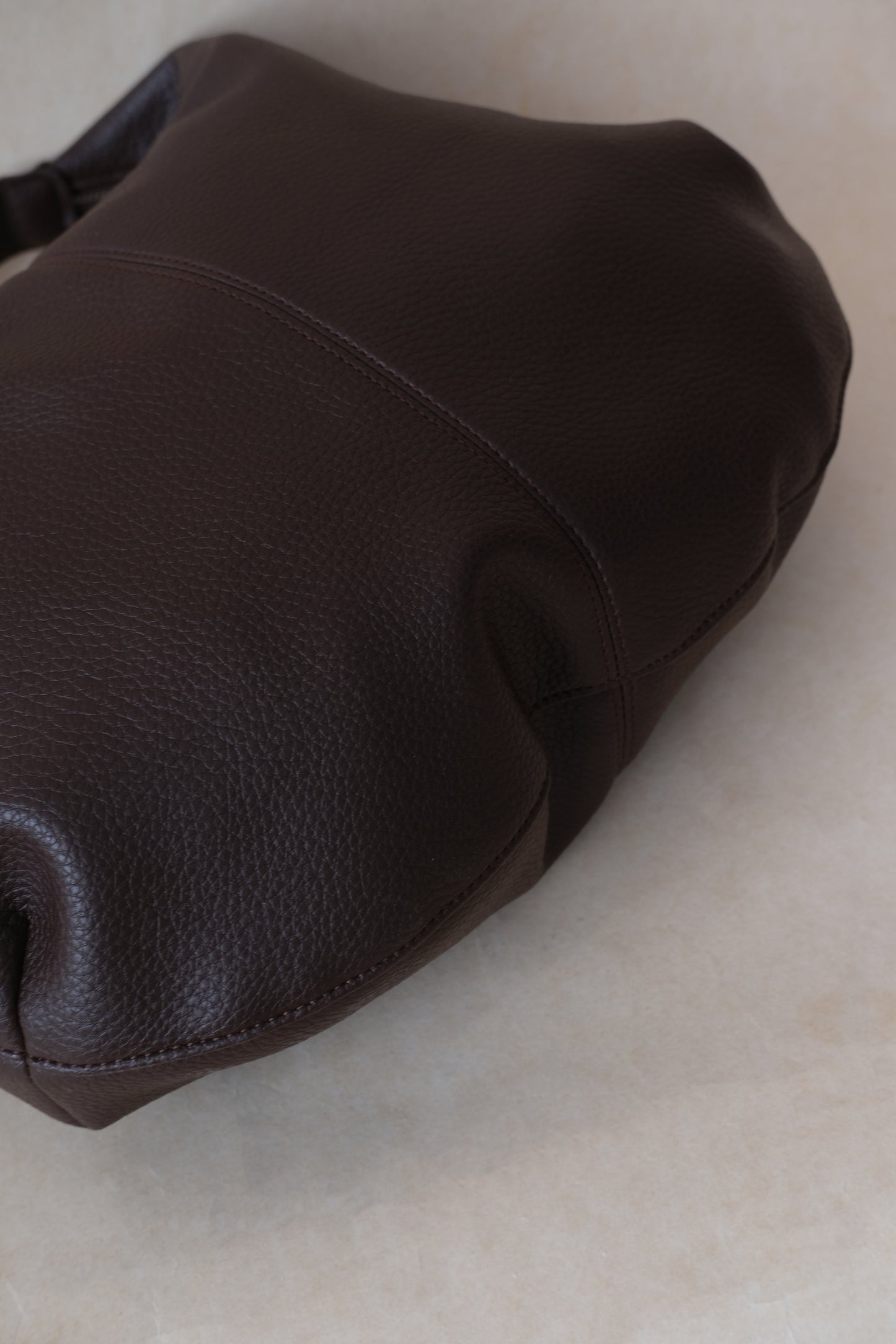 Elara Commuter Tote - Coffee