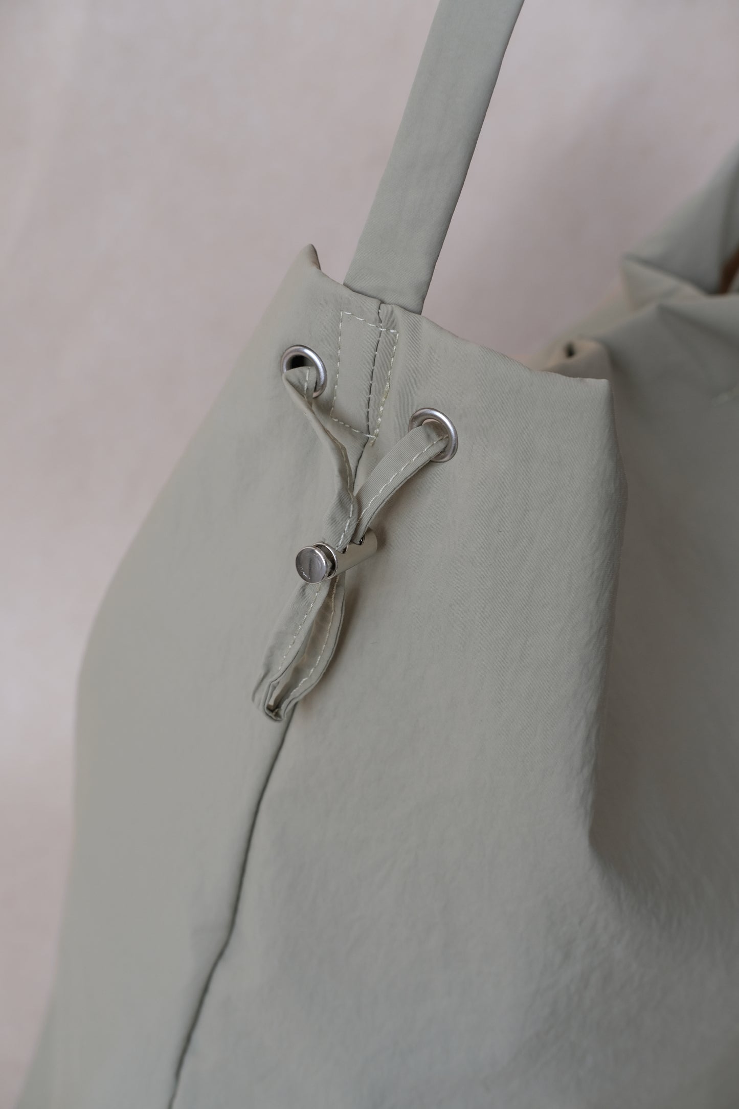 Everyday Nylon Carryall - Green