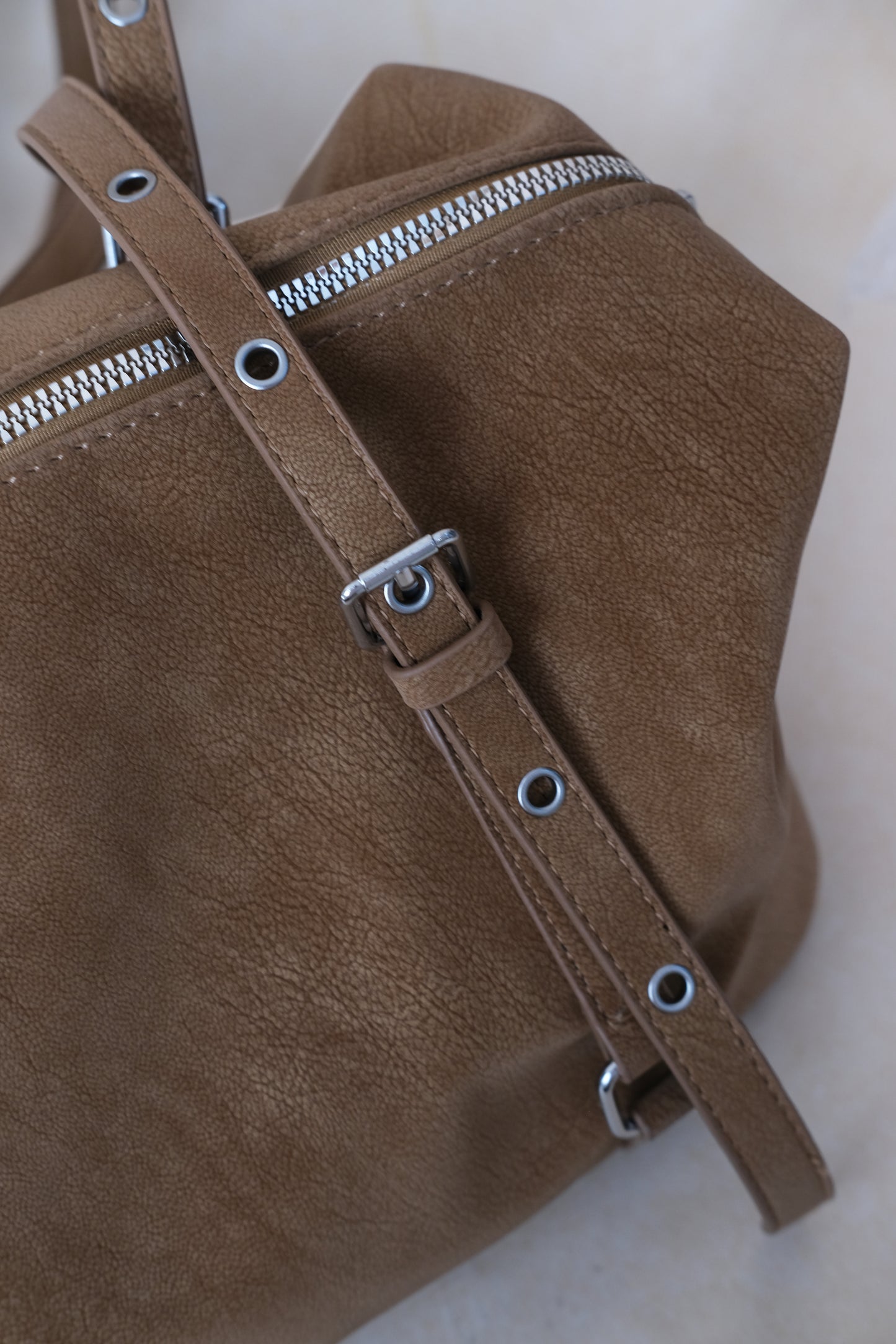The Muse Tote - Chestnut