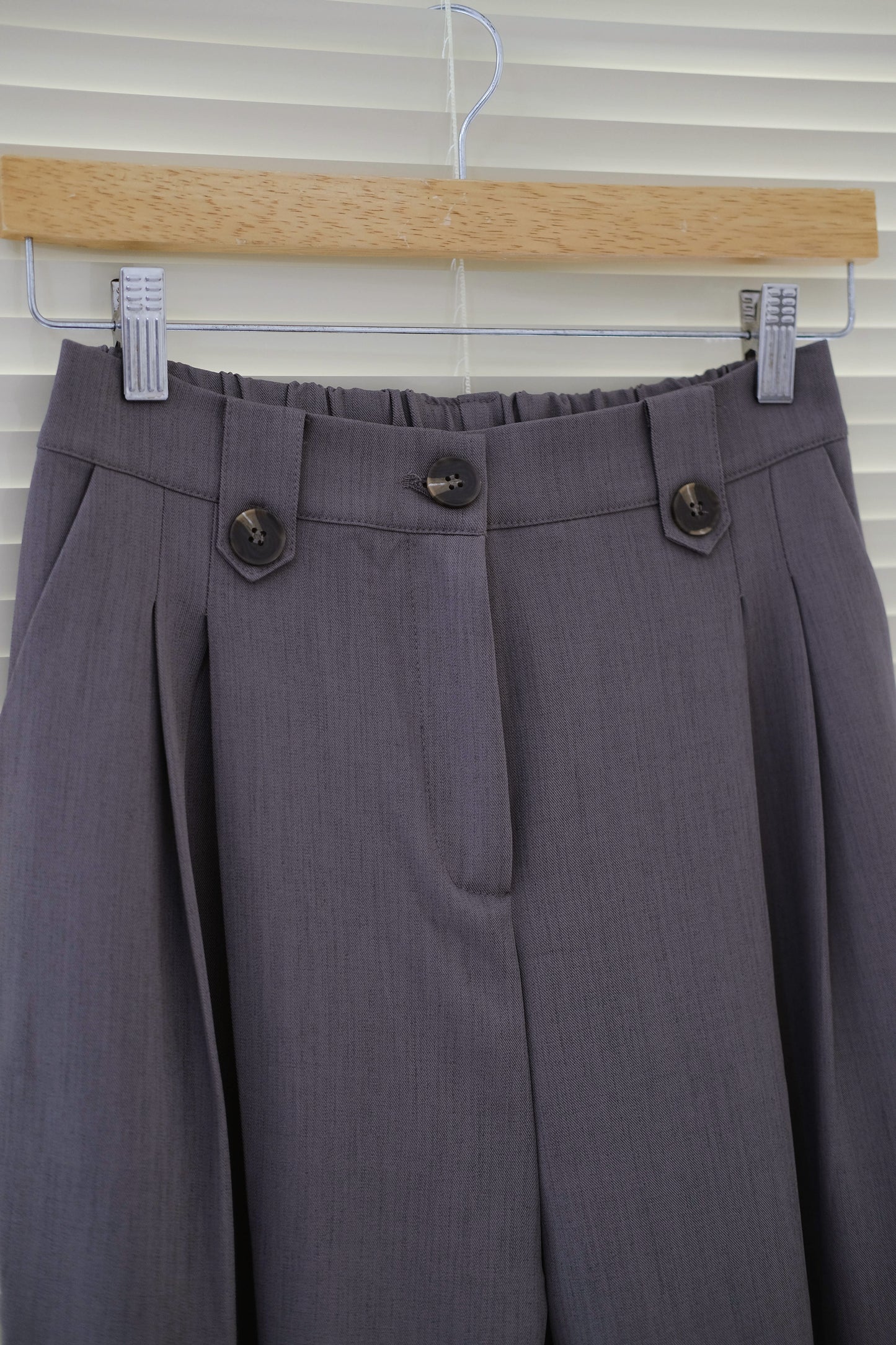 Suit trousers in grey