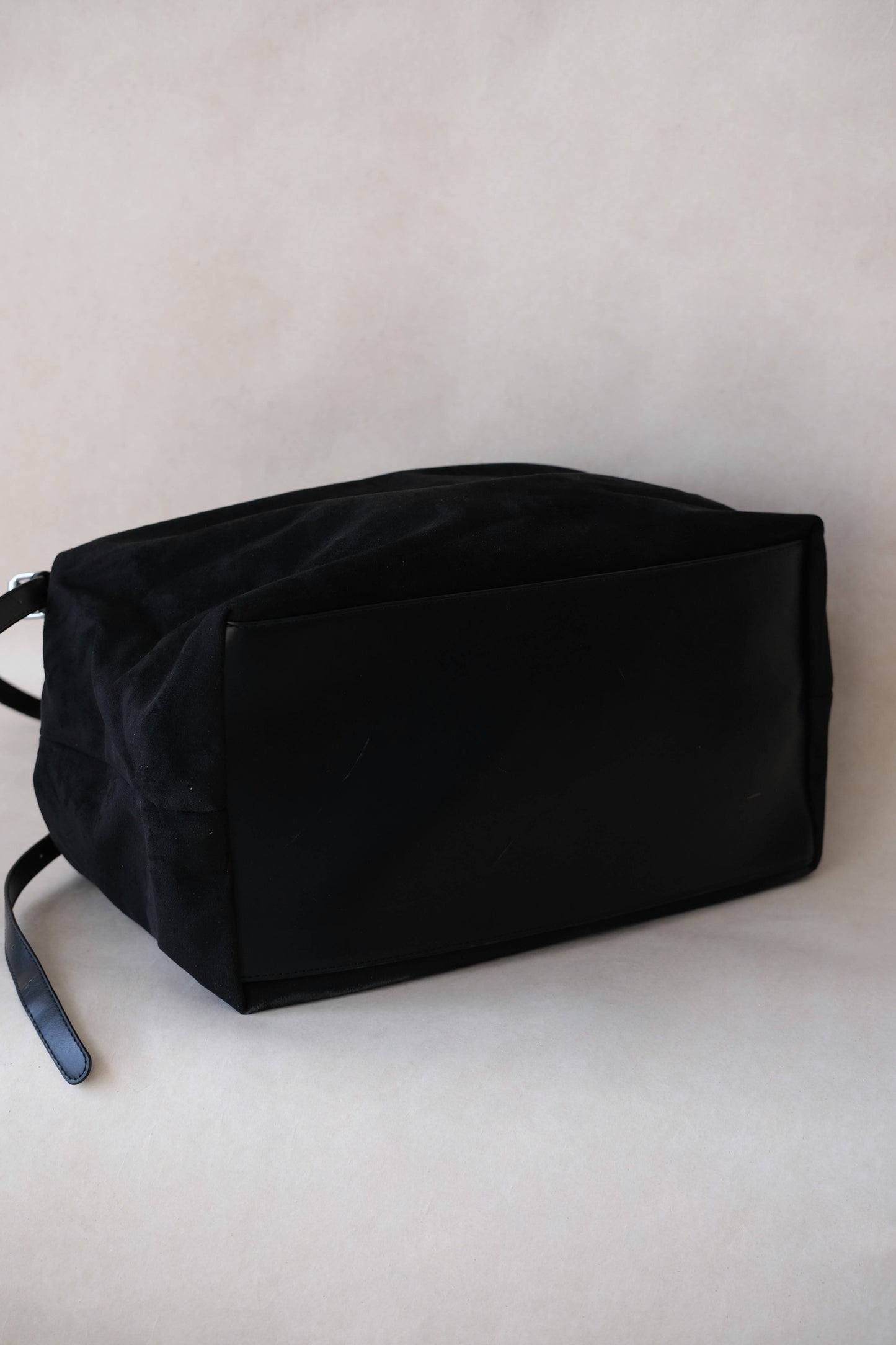 Urban Classic Suede Weekender - Classic Black