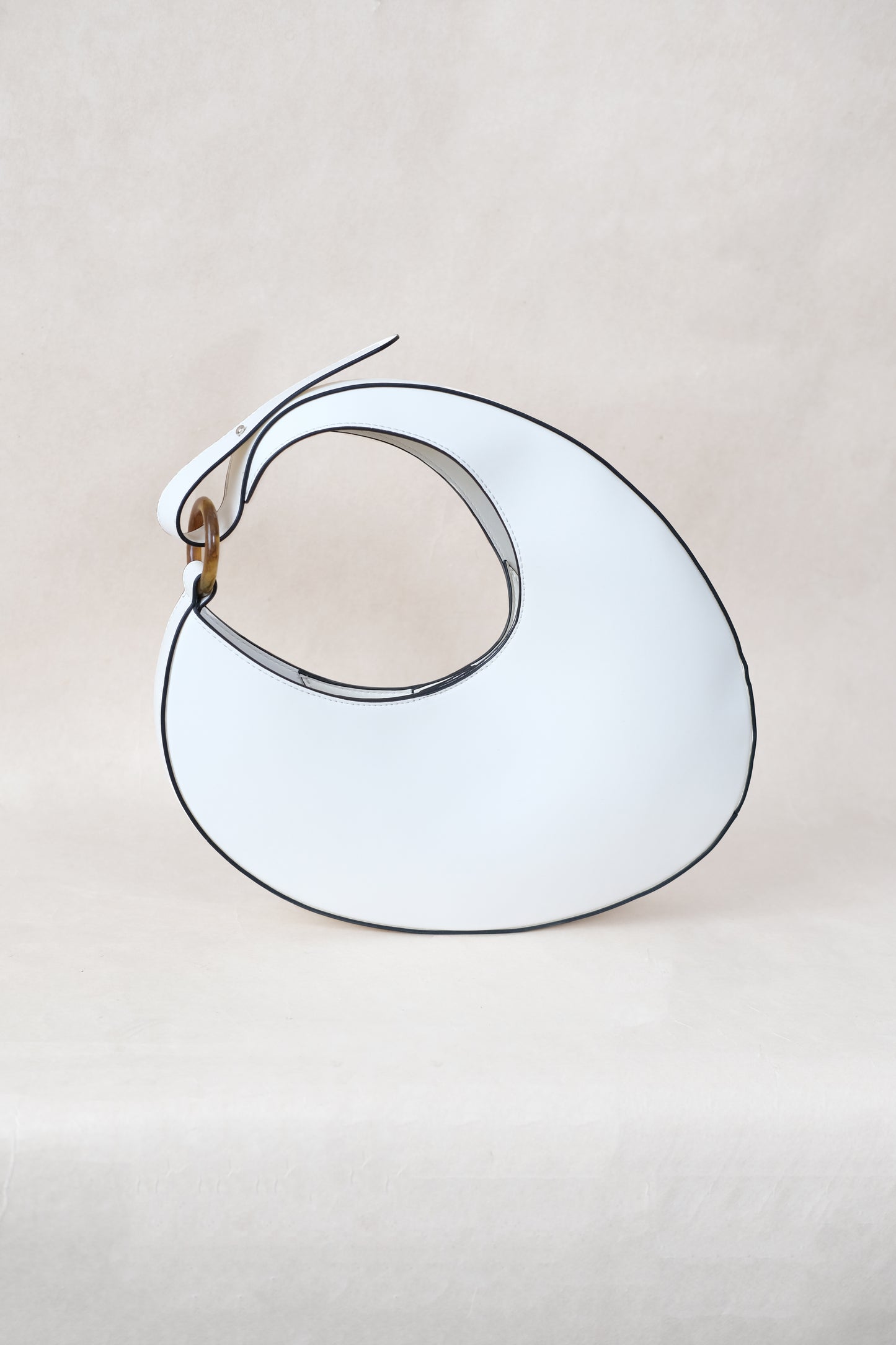 Oval Large Capacity Shoulder Armpit Bag - White