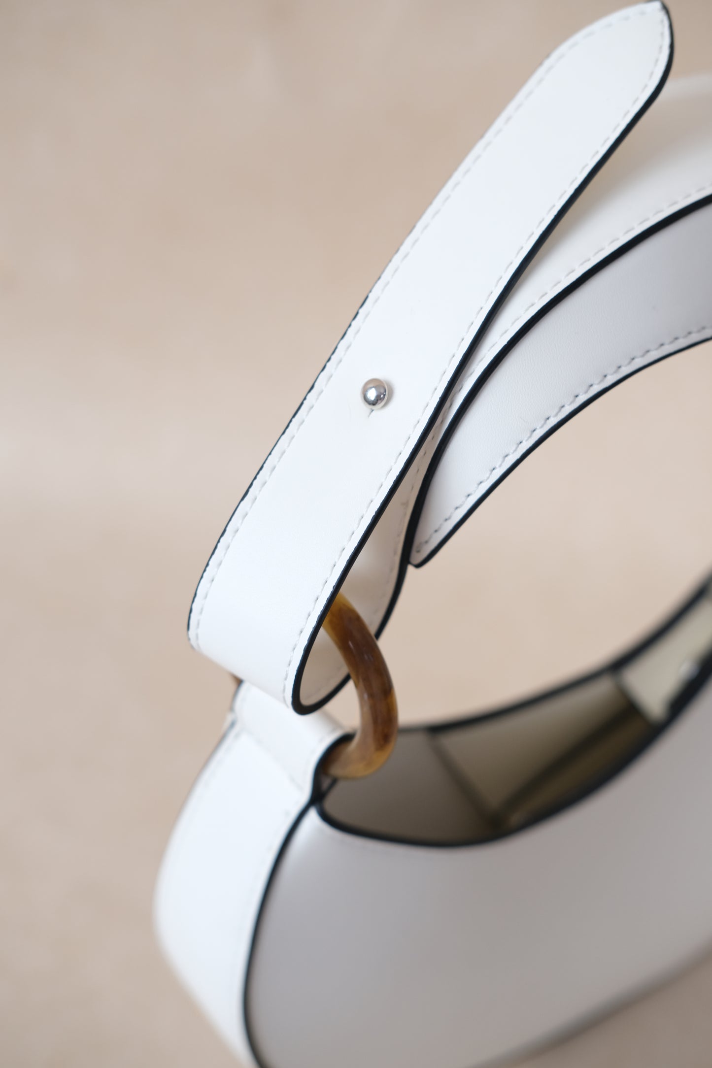 Oval Large Capacity Shoulder Armpit Bag - White