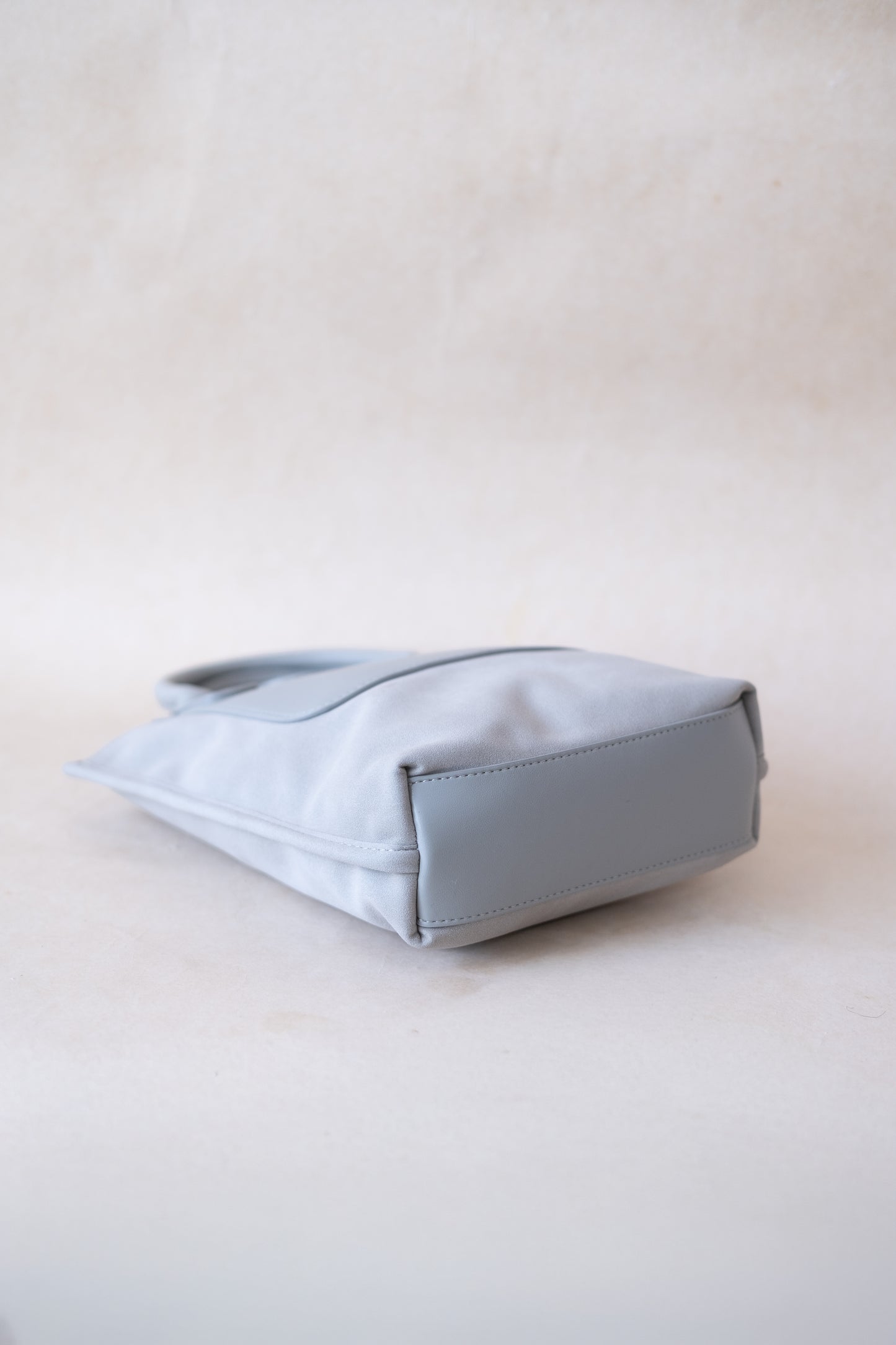 The Chérie Bucket Bag - Agate Gray