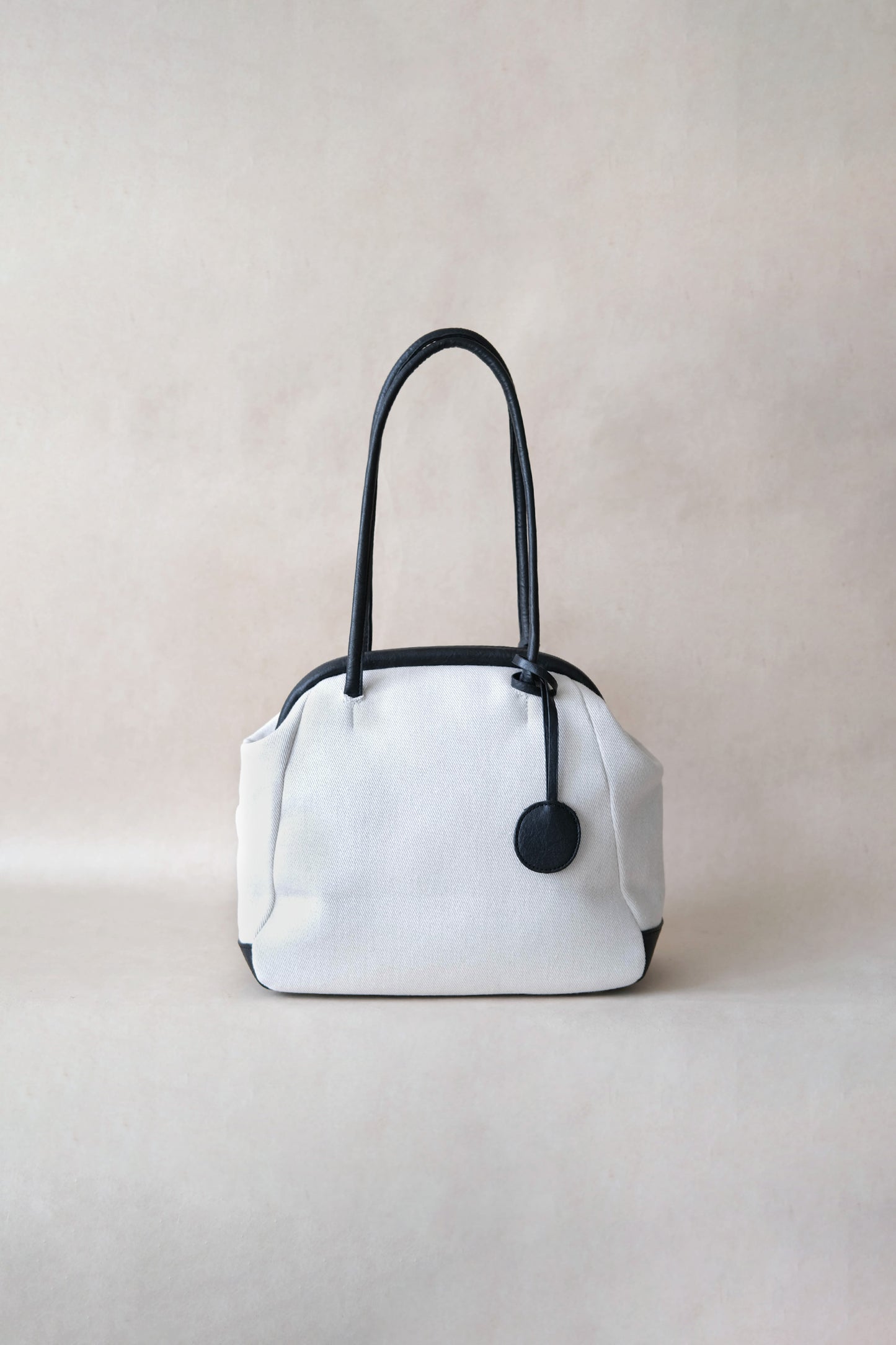 The Isabelle Shell Tote - White
