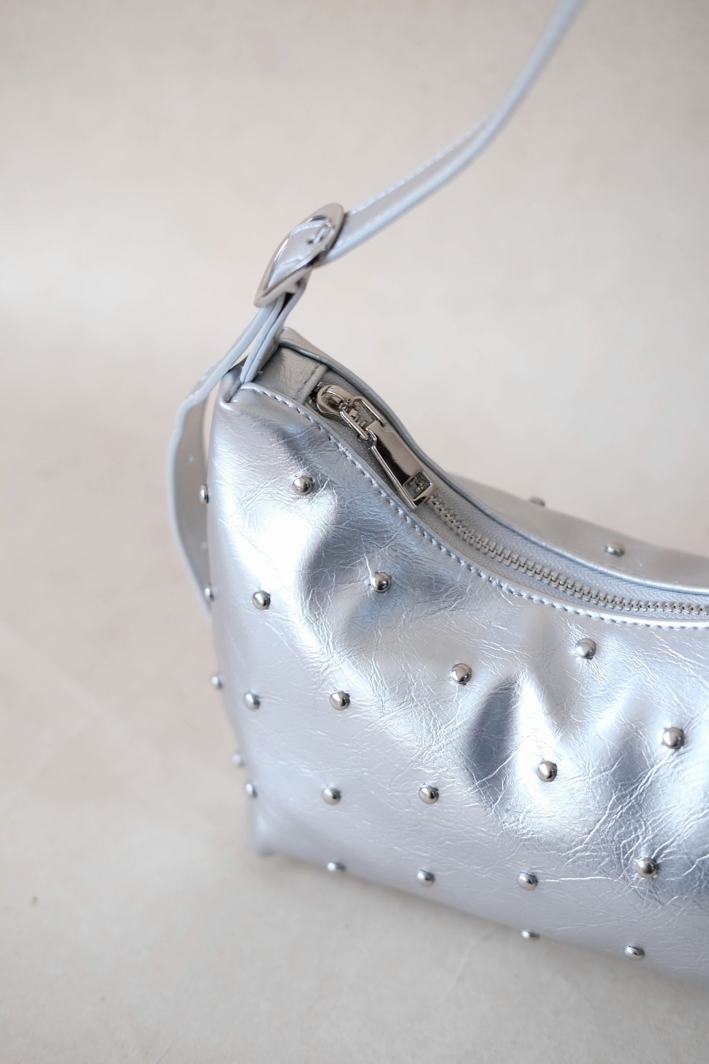 Amara Shine Bag - Silver