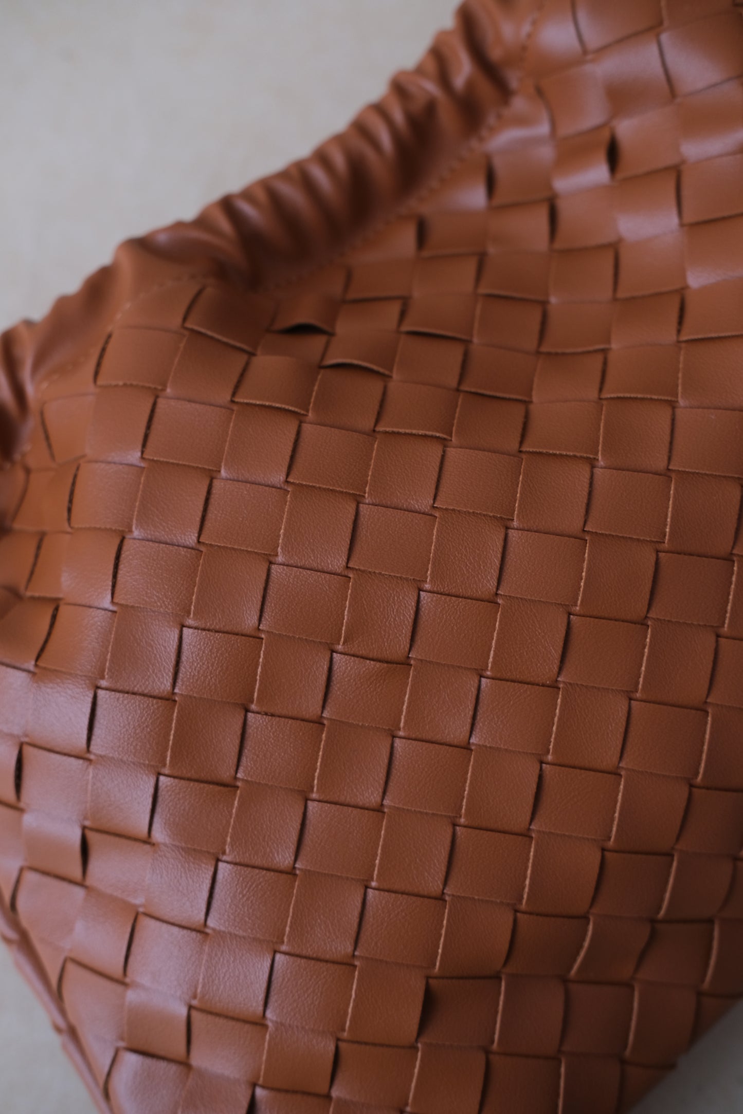 Artisan Cloud Satchel - Shinny Chestnut