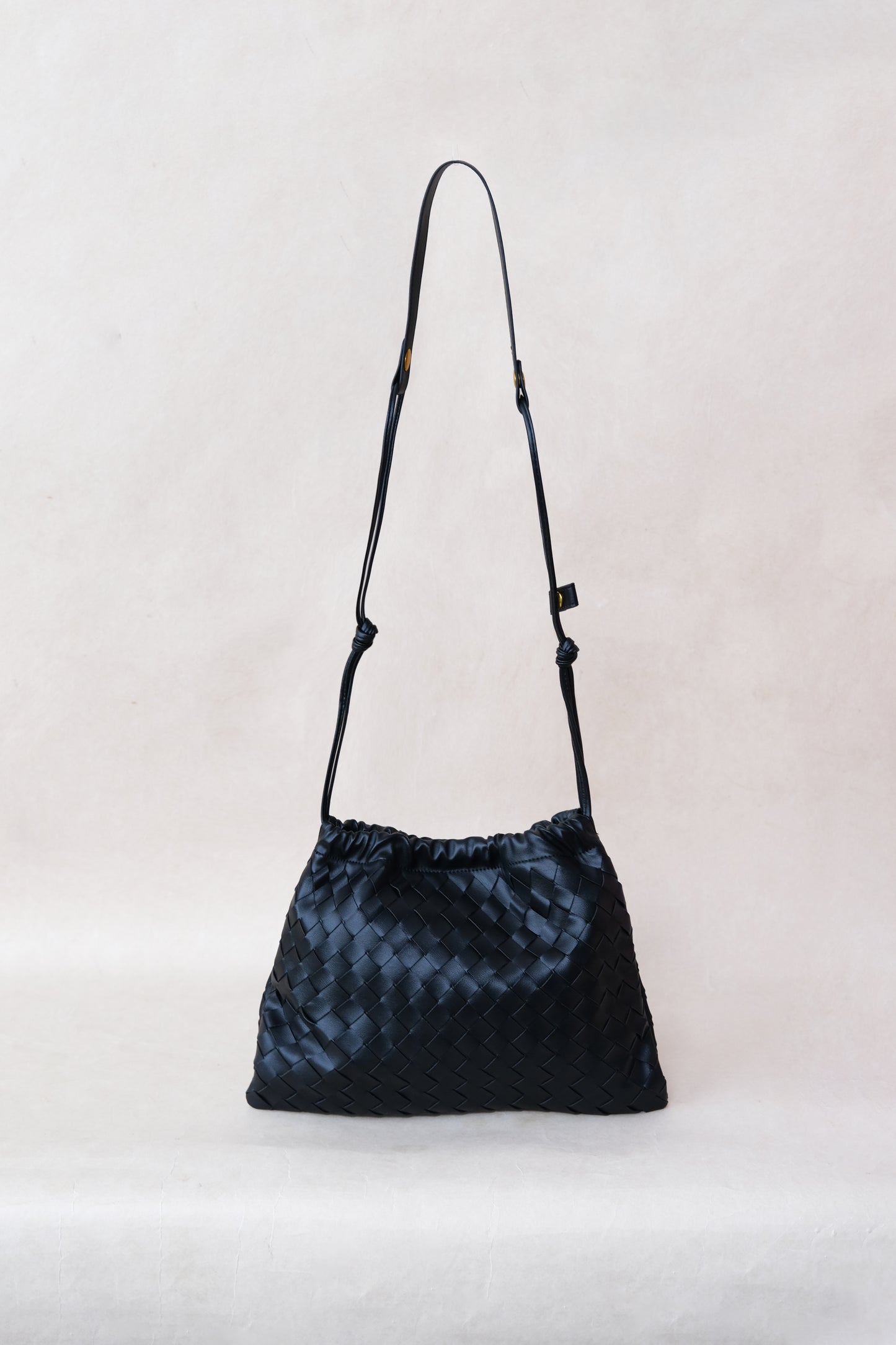 Artisan Cloud Satchel - Shinny Black
