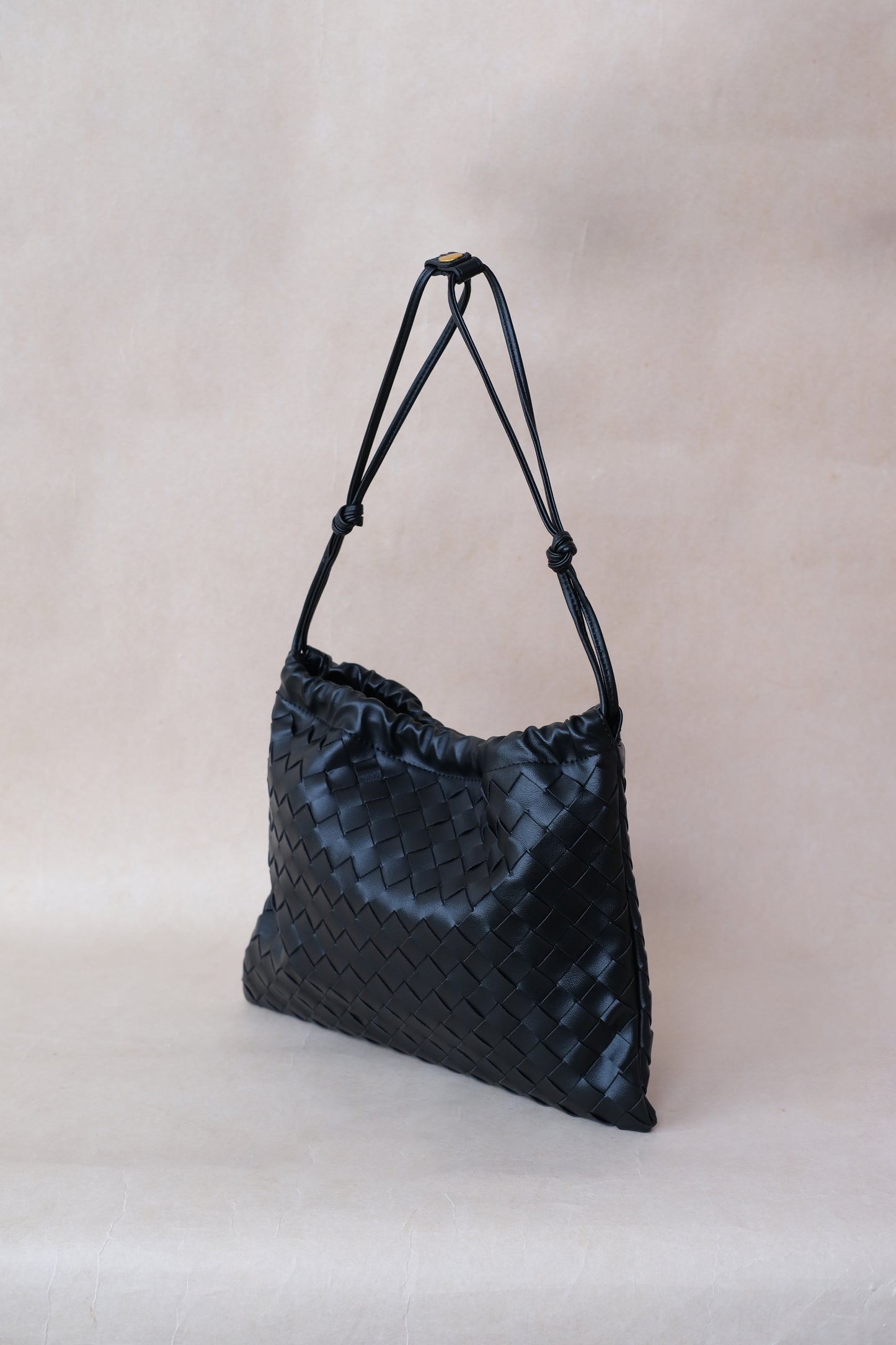 Artisan Cloud Satchel - Shinny Black