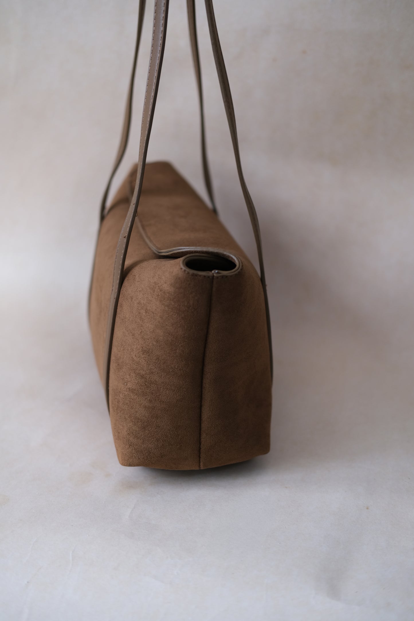 Matte Épure Carry Tote - Camel