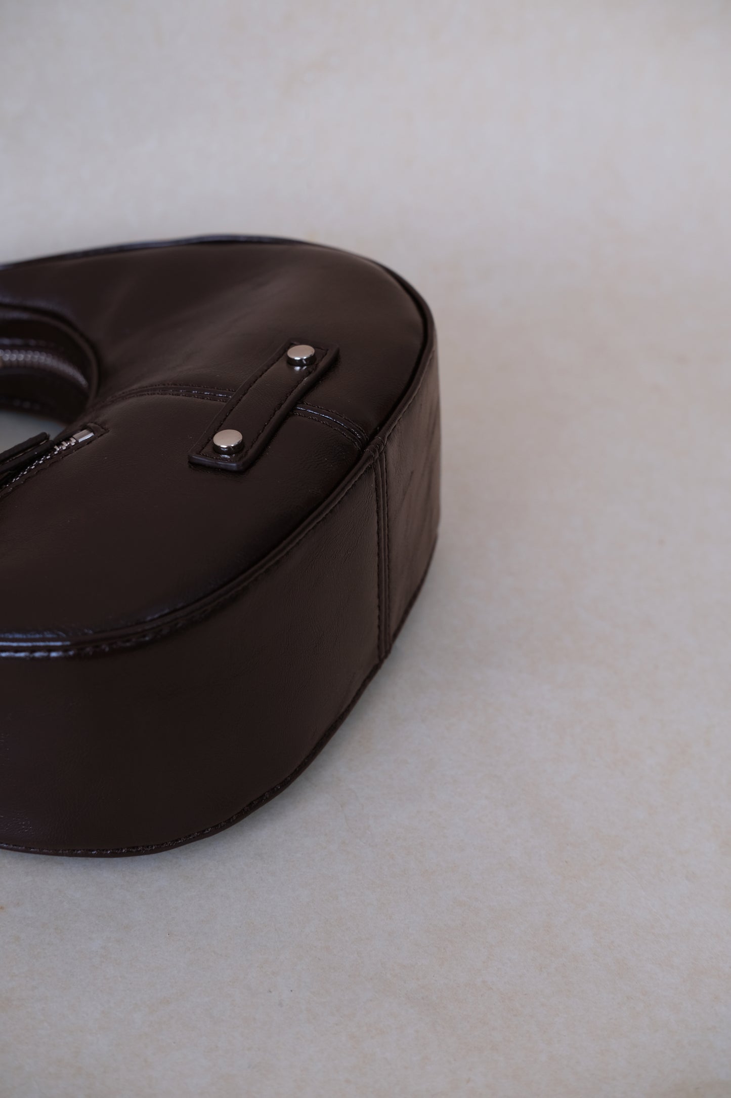 Véra Mini Hobo Bag - Coffee