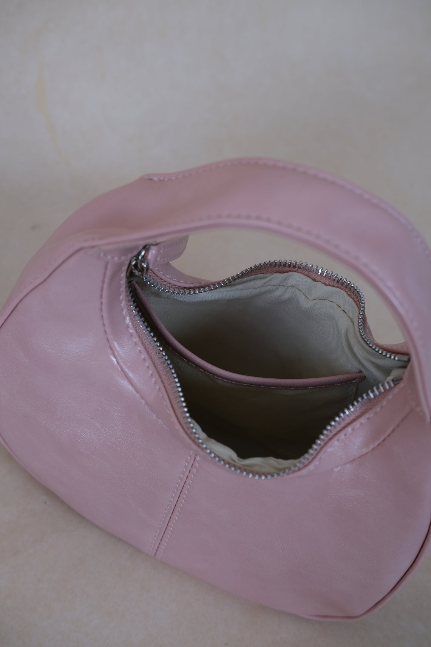 Véra Mini Hobo Bag - Pink