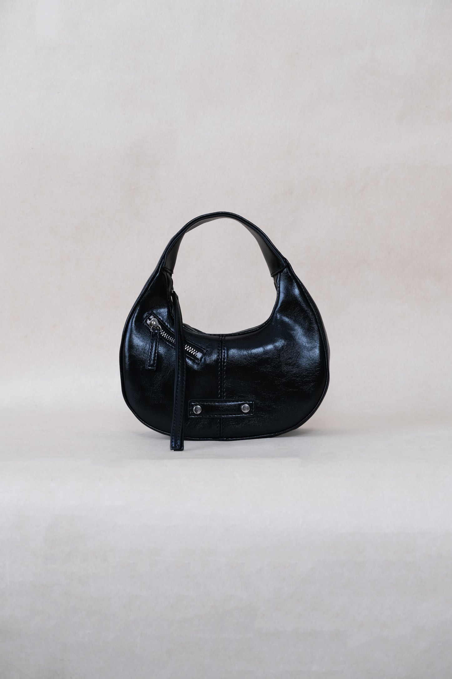 Véra Mini Hobo Bag - Classic Black
