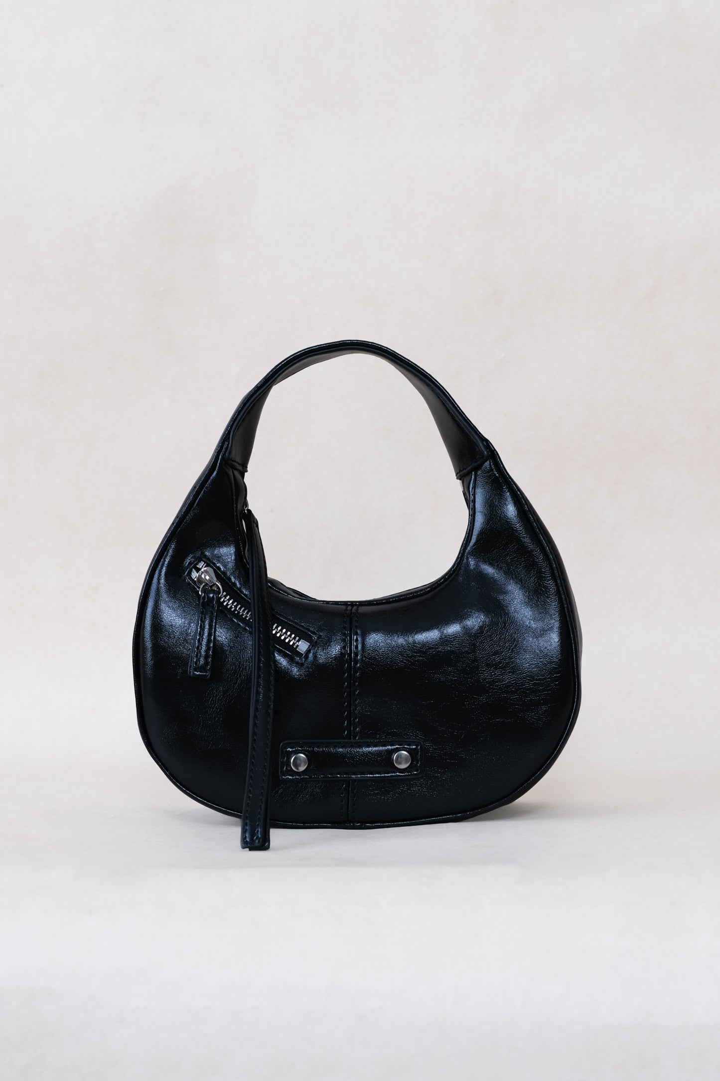 Véra Mini Hobo Bag - Classic Black