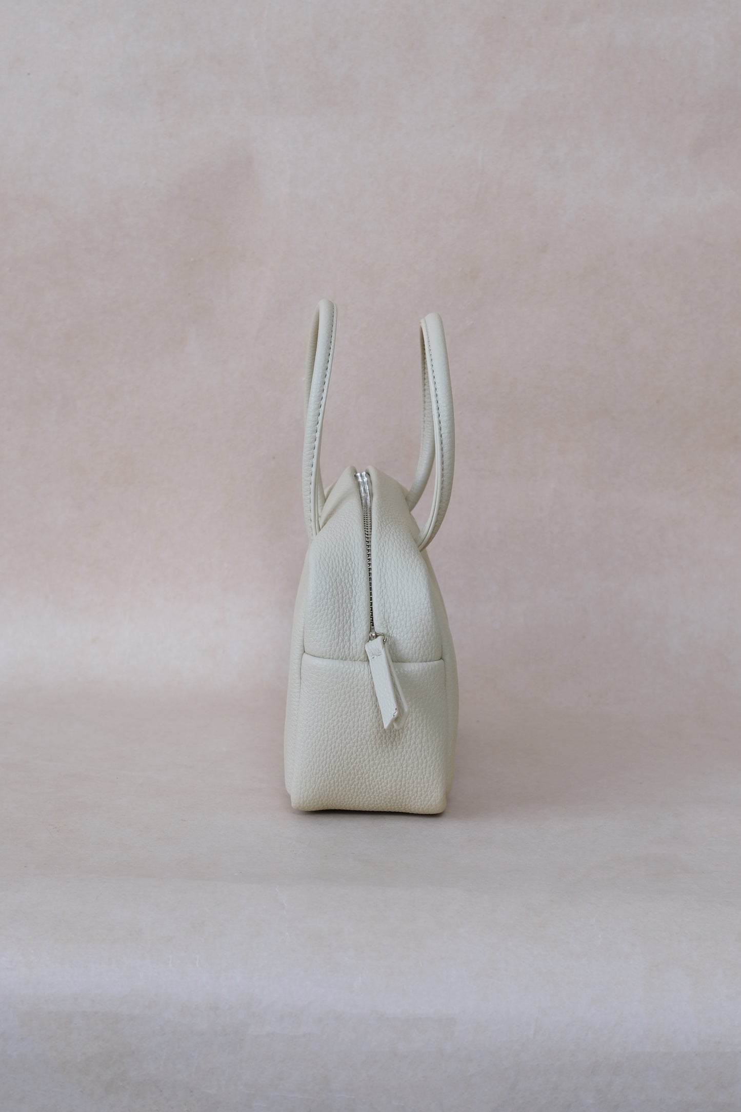 Aurelia Mini Boston - Cream White