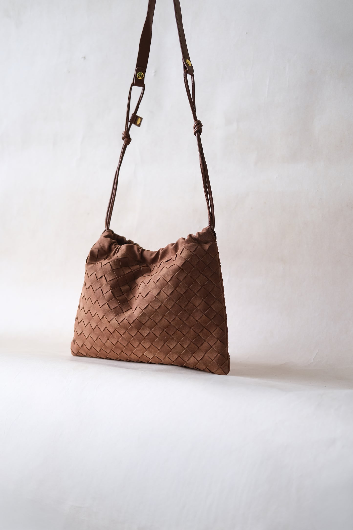 Artisan Cloud Satchel - Chestnut