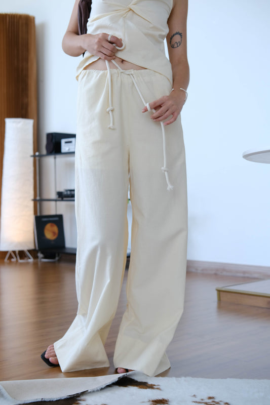 Pantalon large décontracté en blanc crème avec poche 