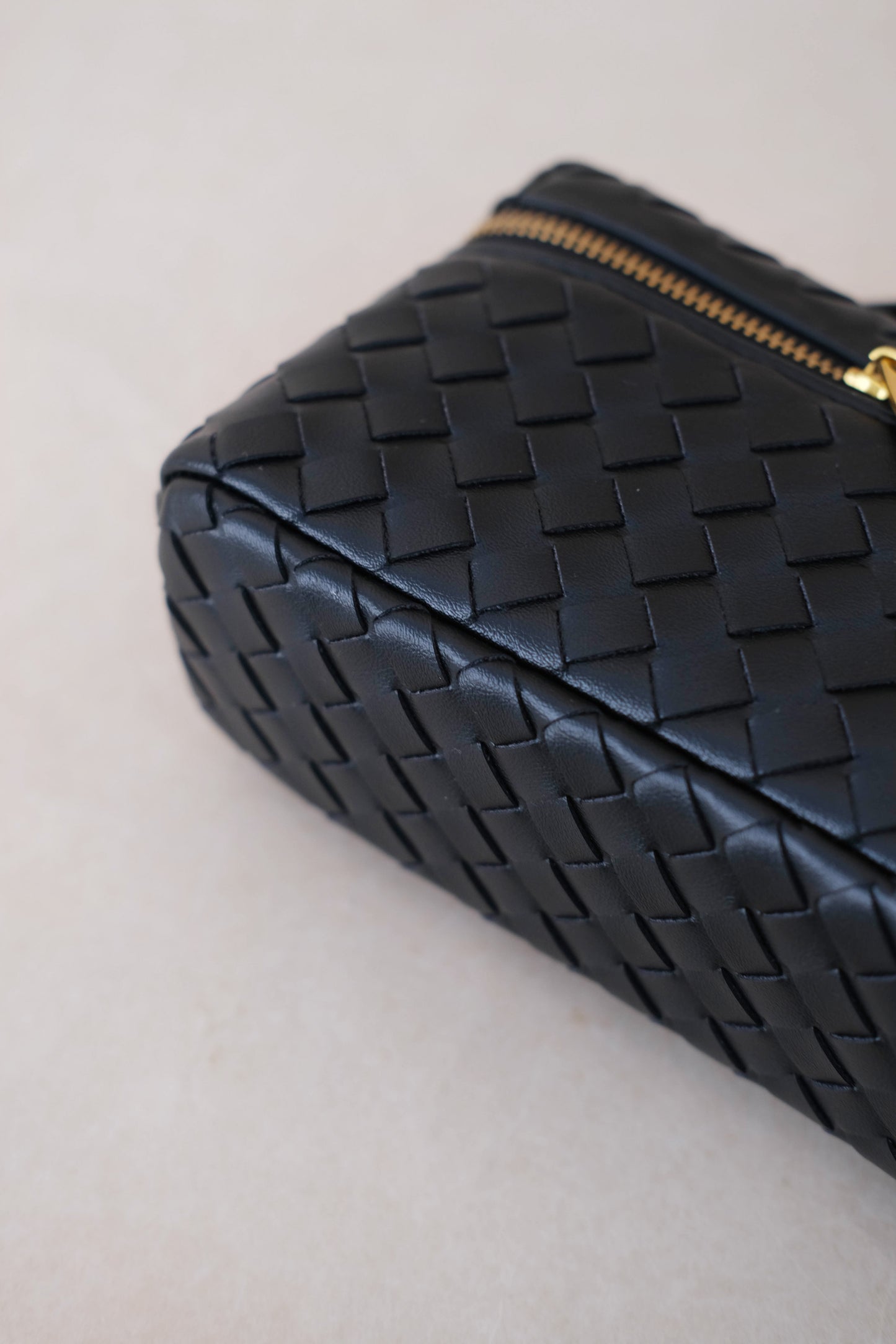 Artisan Aurelia Mini Box - Classic Black