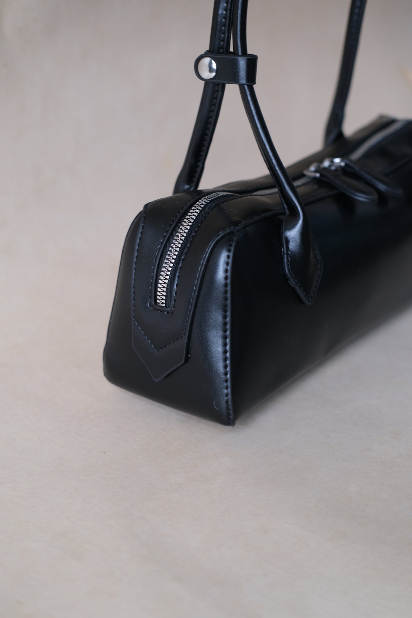 Clémence Shoulder Baguette - Classic Black