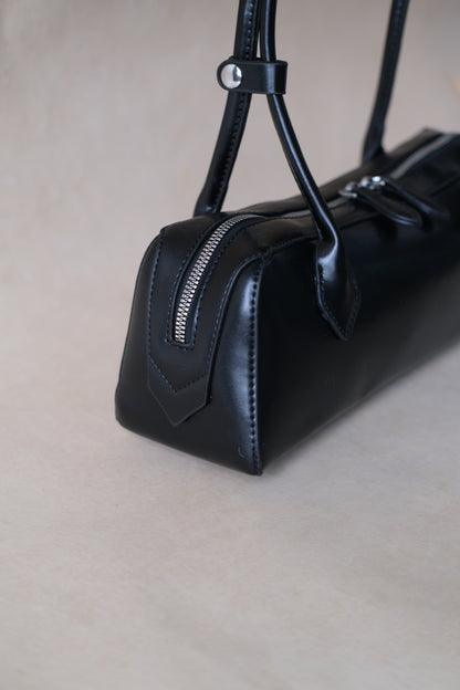 Clémence Shoulder Baguette - Classic Black