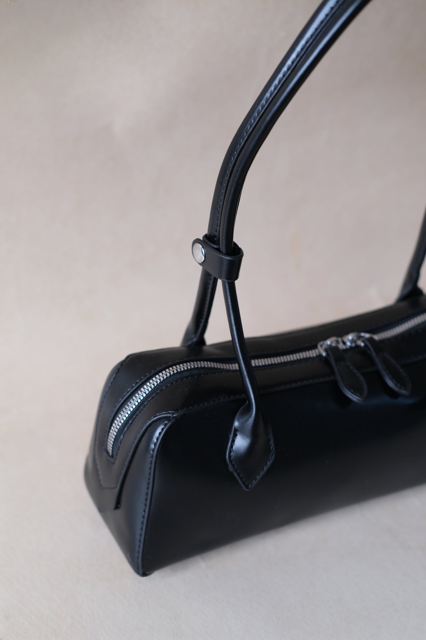 Clémence Shoulder Baguette - Classic Black