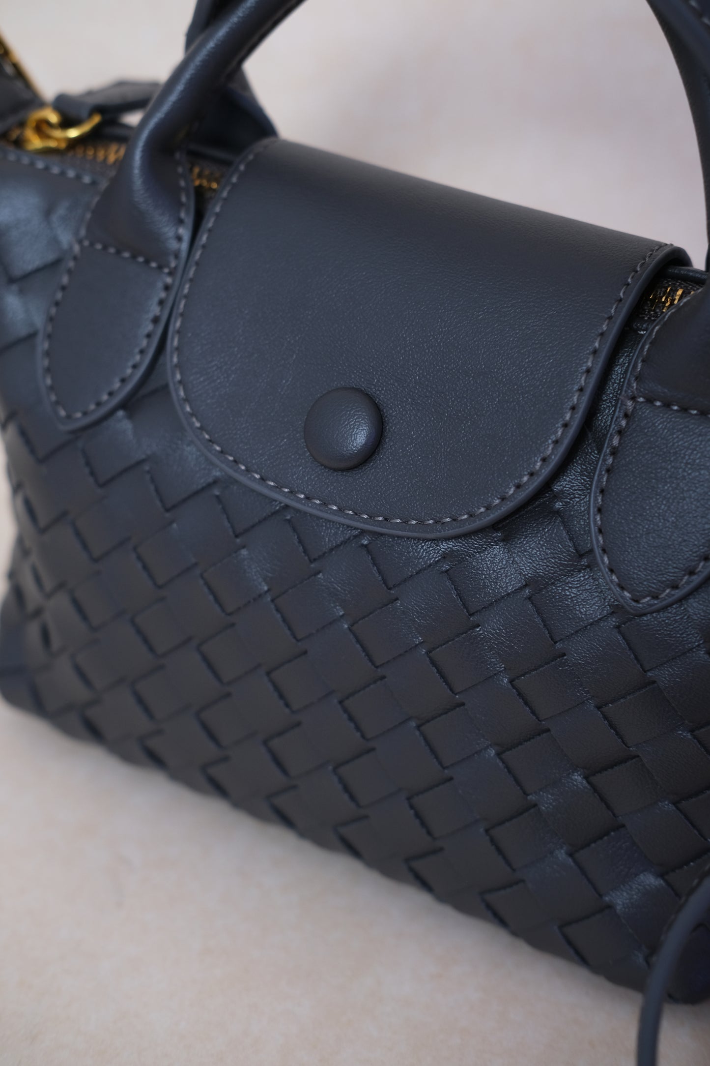 Artisan Véra Mini Carry Bag - Gunmetal Gray