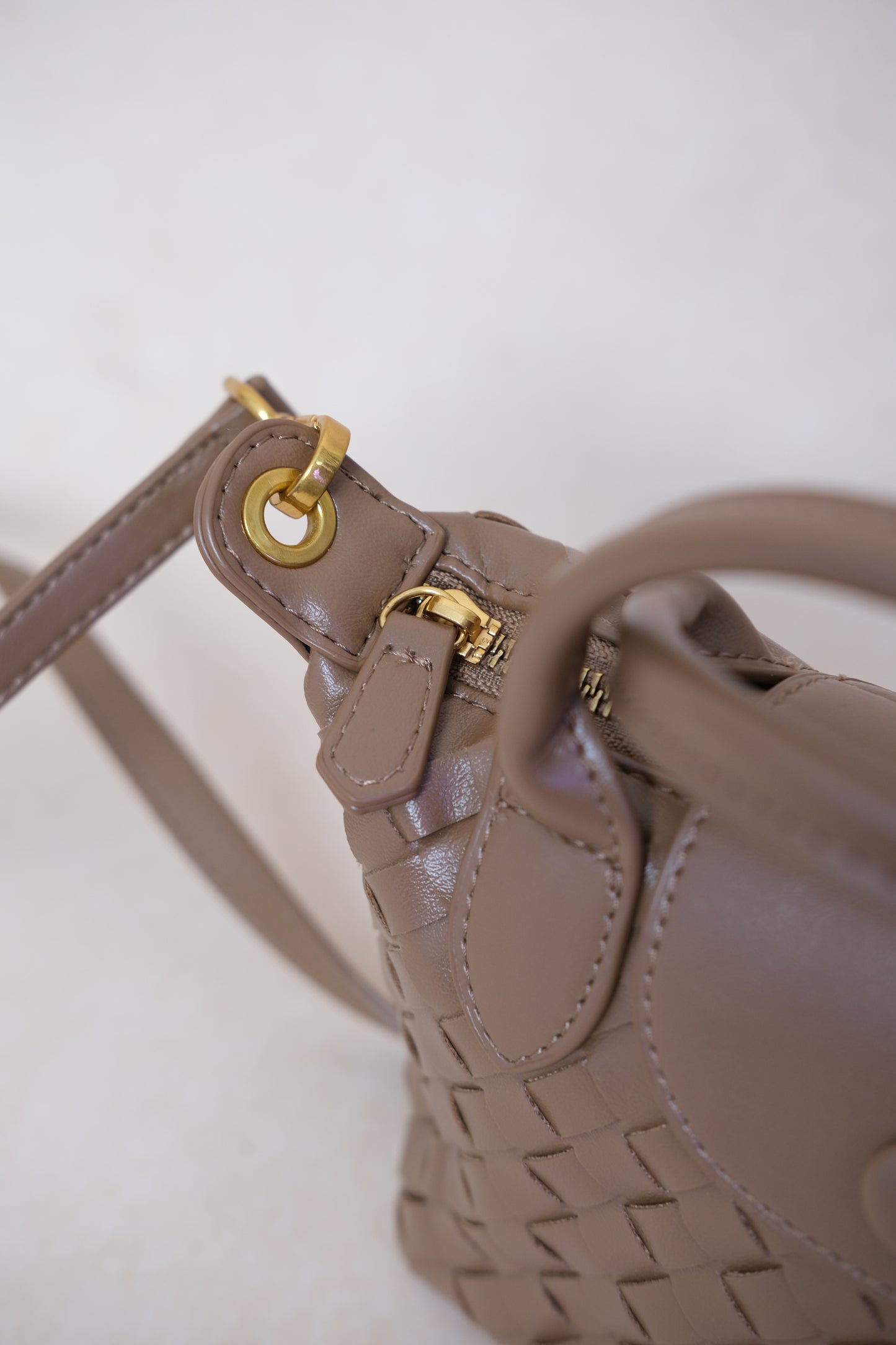 Artisan Véra Mini Carry Bag - Walnut Brown