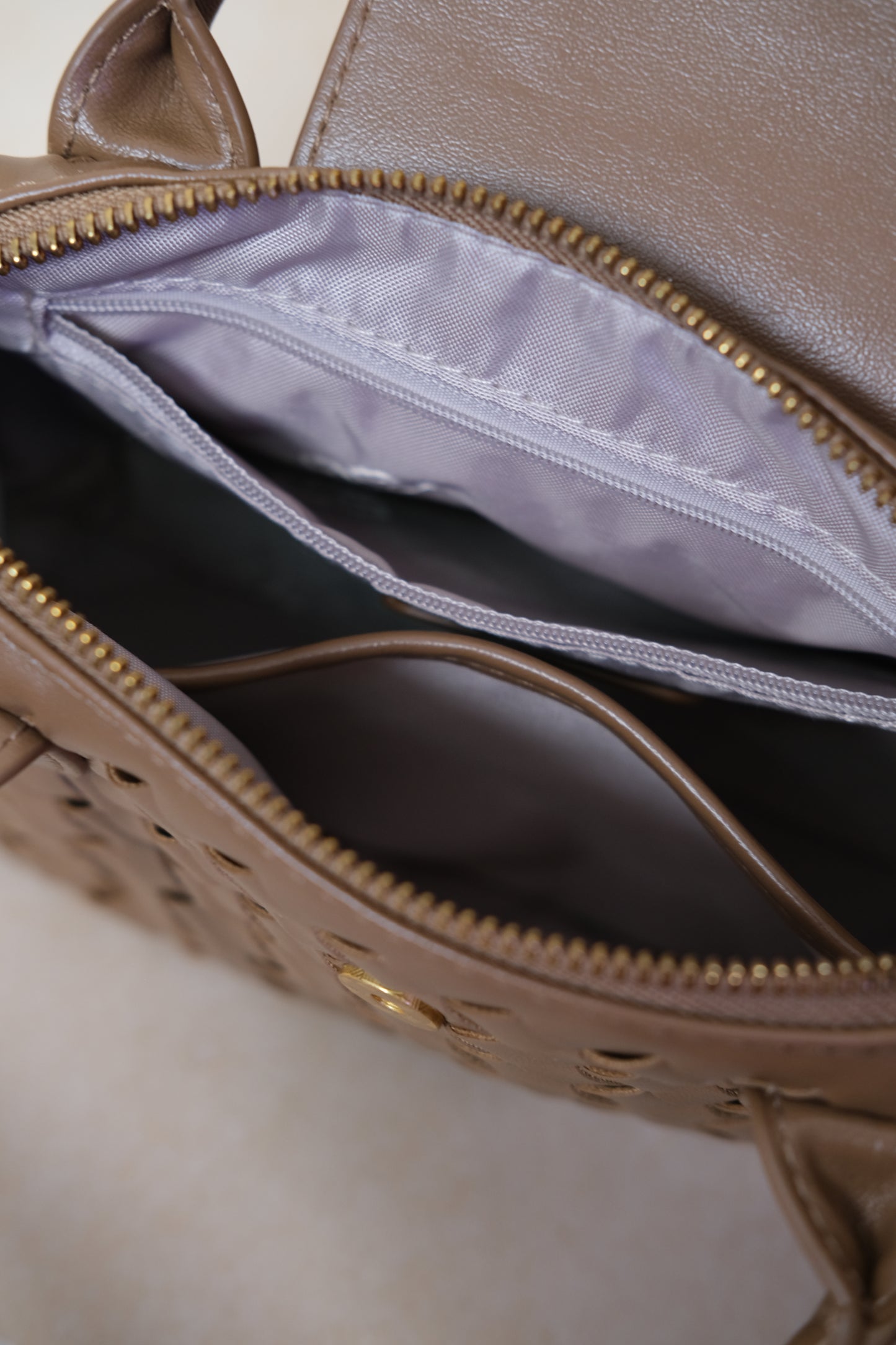 Artisan Véra Mini Carry Bag - Walnut Brown