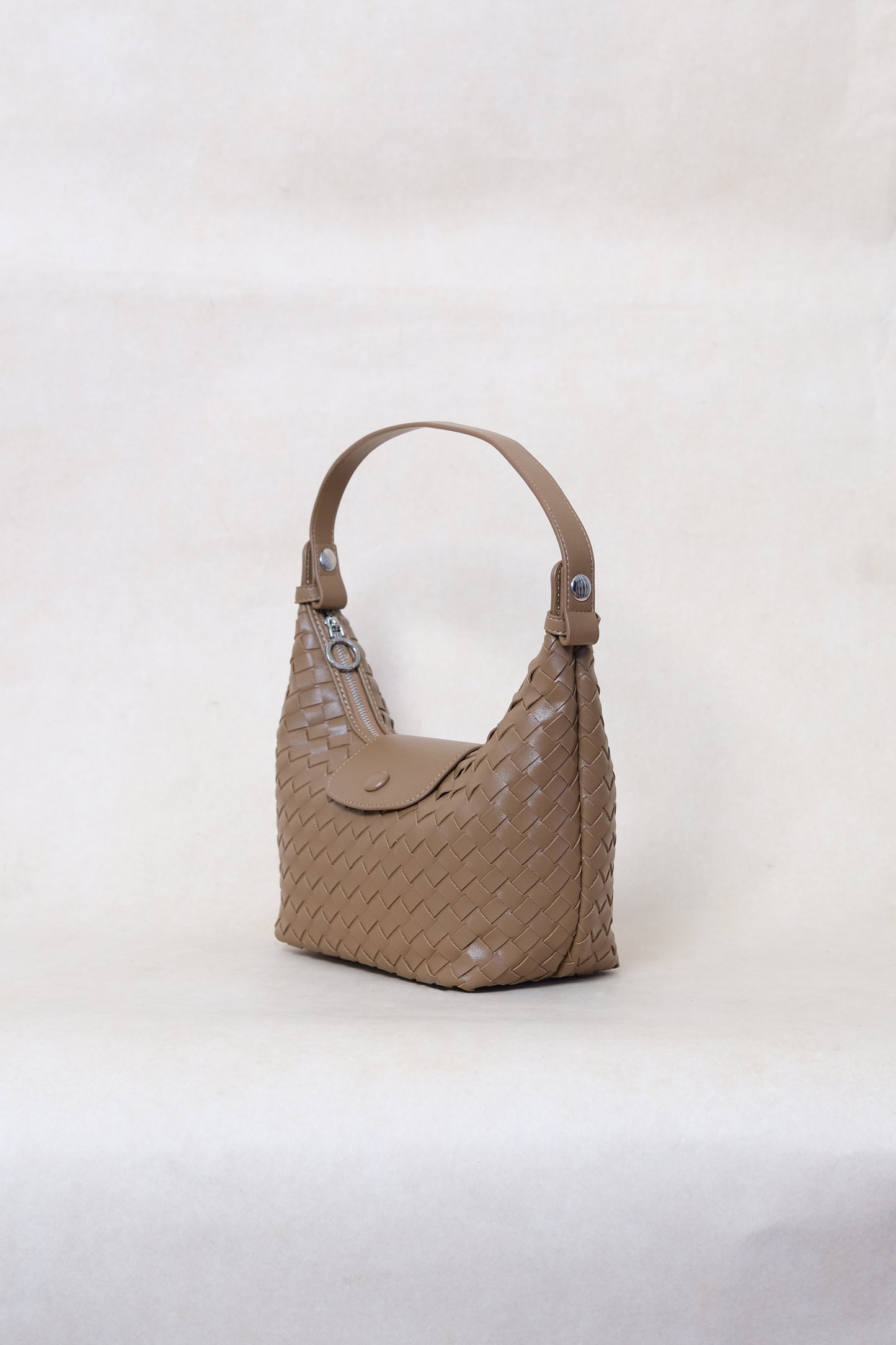 Artisan Aurelia Crescent Bag - Walnut Brown