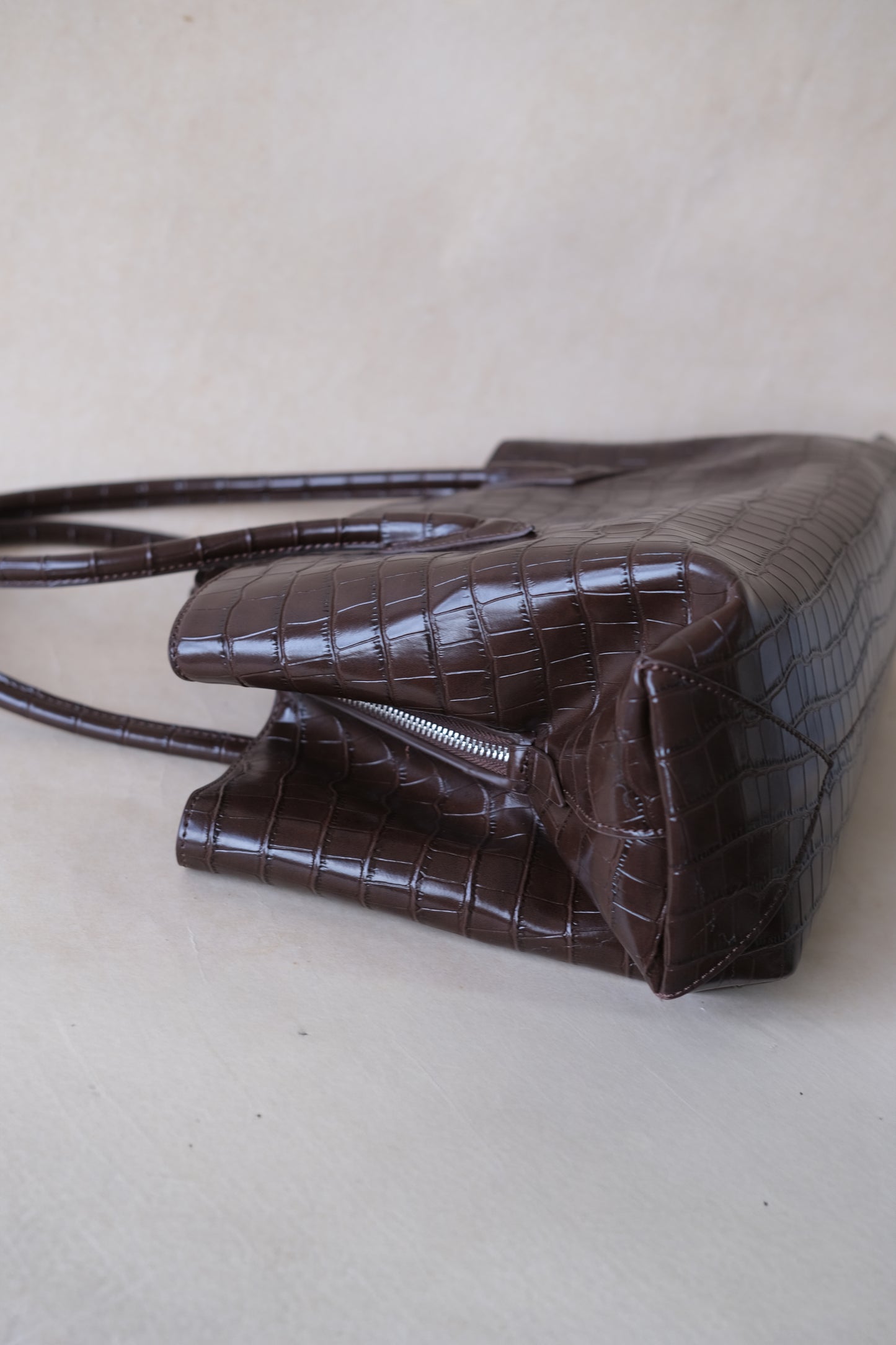 Barne Époque Tote - Coffee-colored Crocodile Pattern