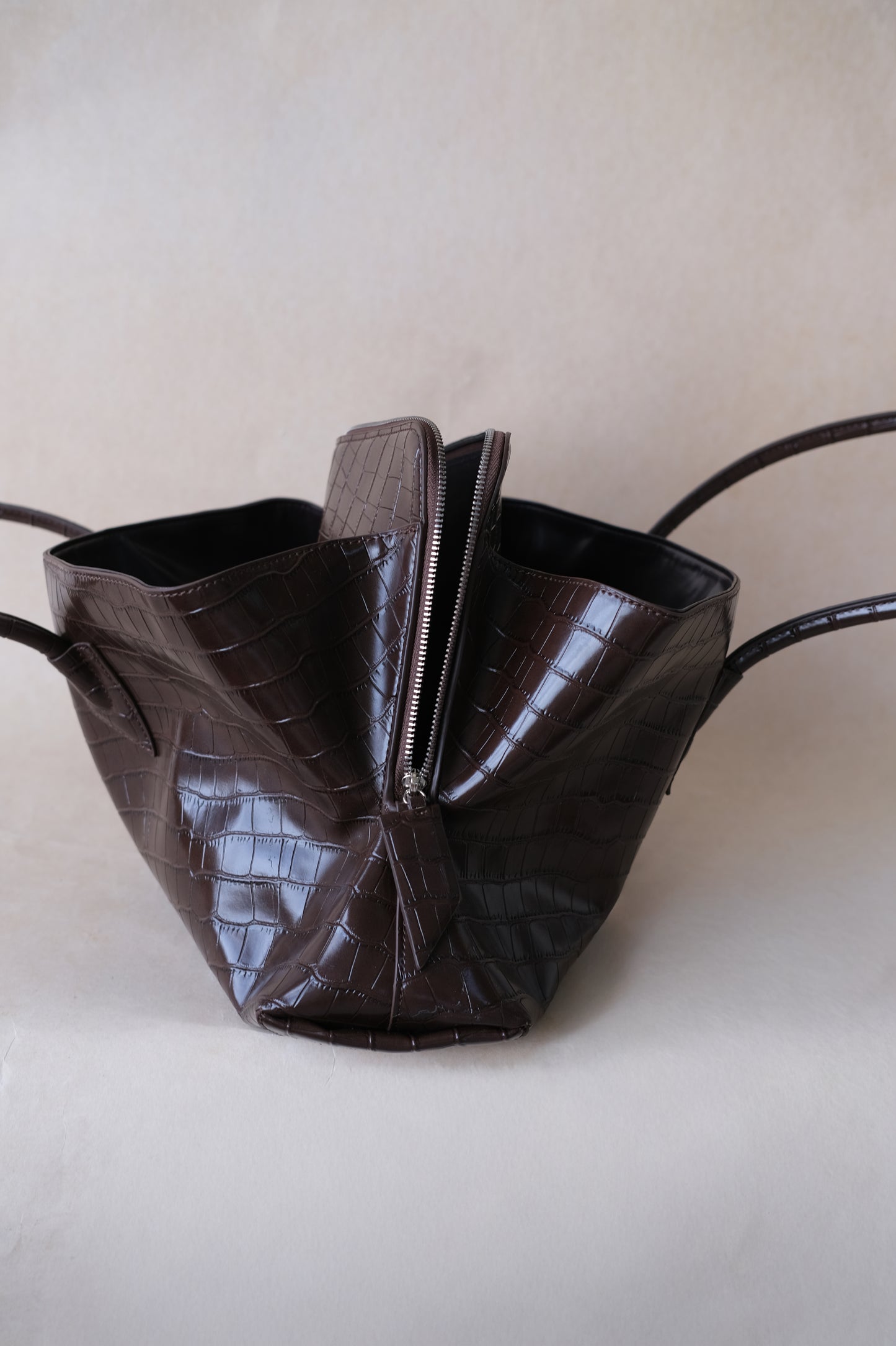 Barne Époque Tote - Coffee-colored Crocodile Pattern