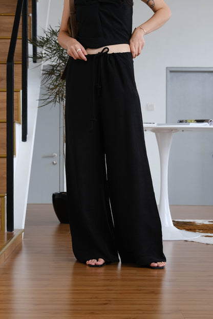 Twist Camisole In Classic Black