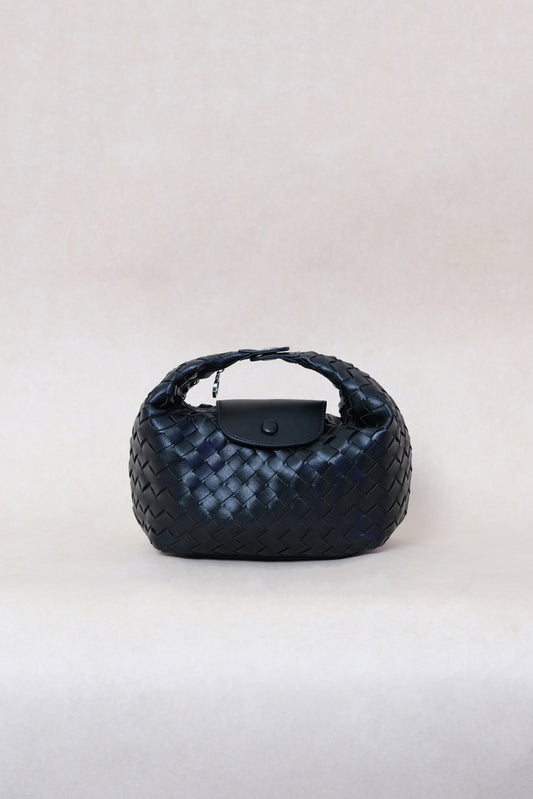 Artisan Aurelia Crescent Bag - Shinny Black