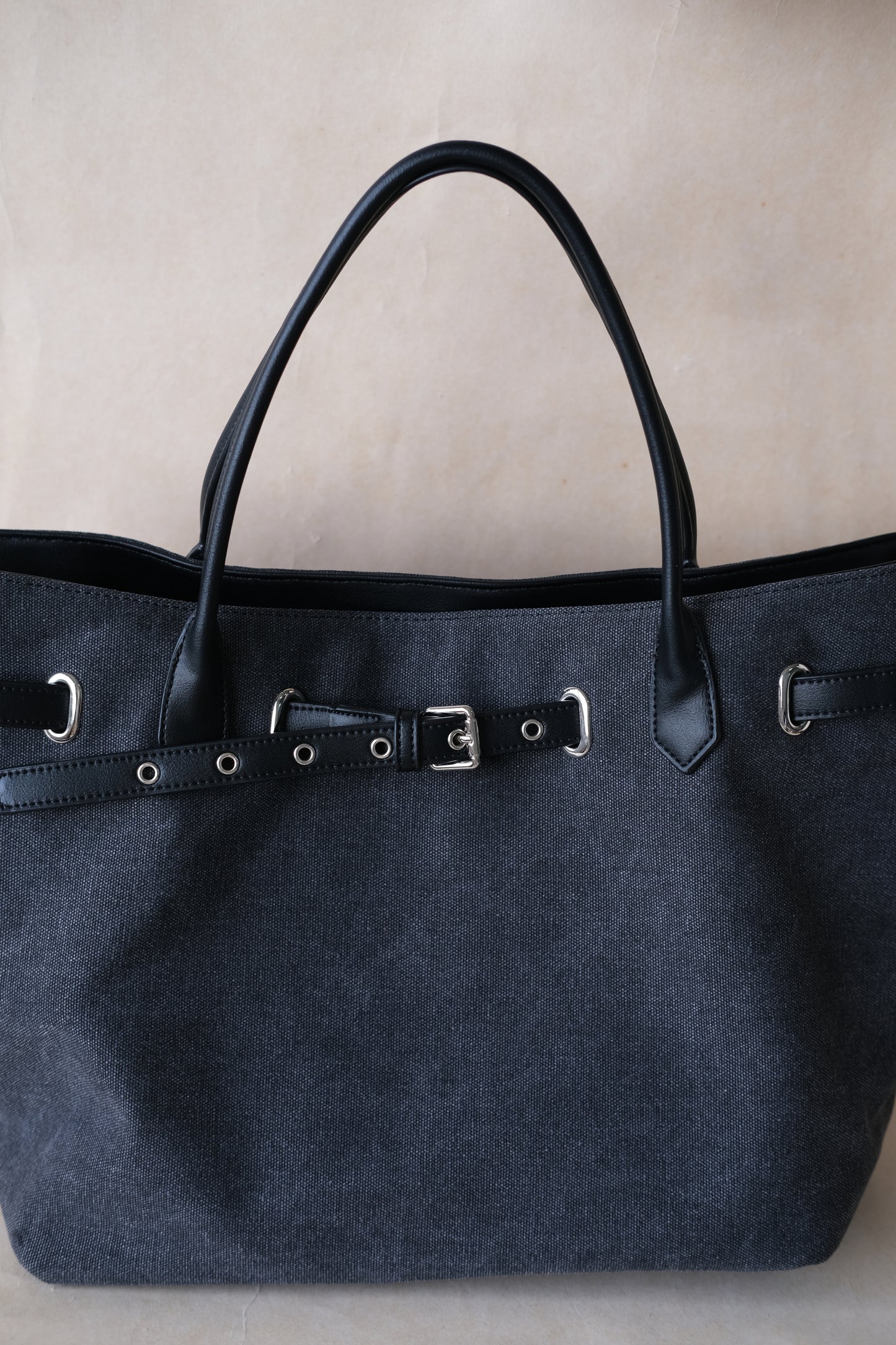 Élan Belted Canvas Tote - Black