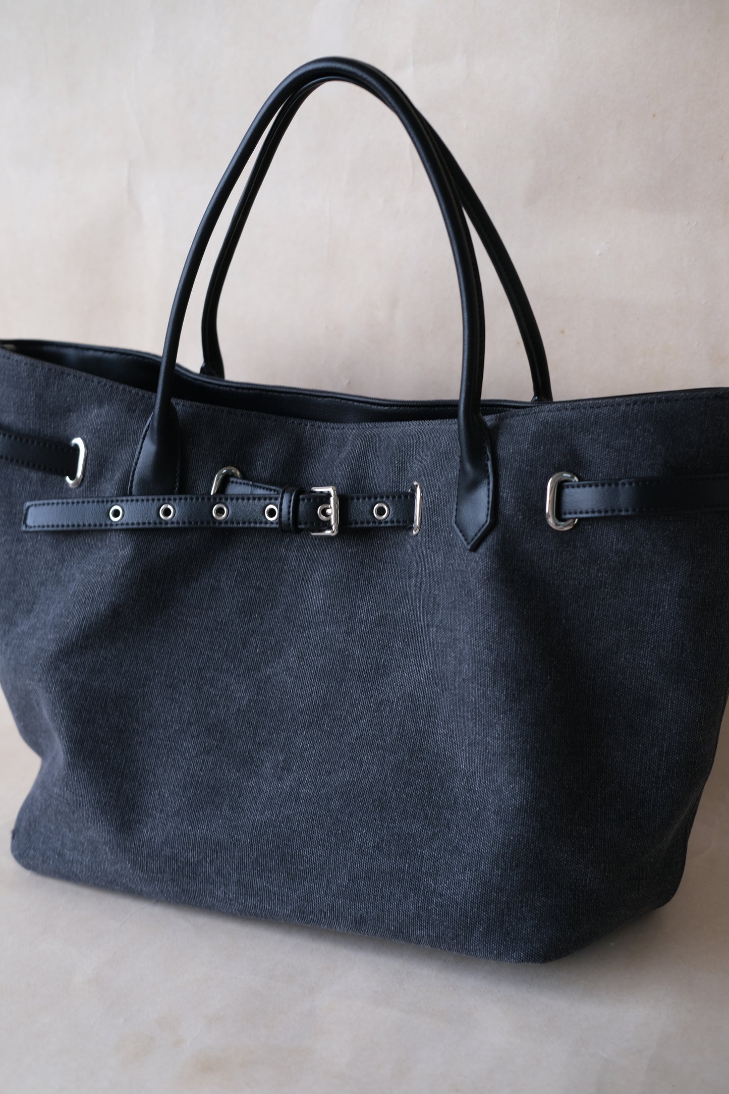 Élan Belted Canvas Tote - Black