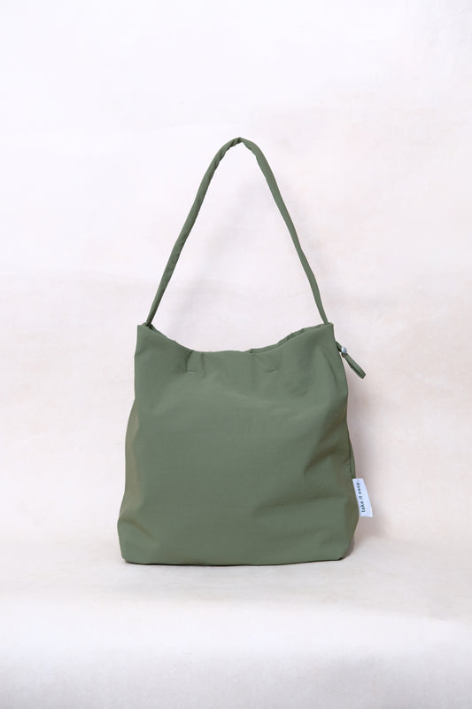 Everyday Nylon Carryall - Dark Green