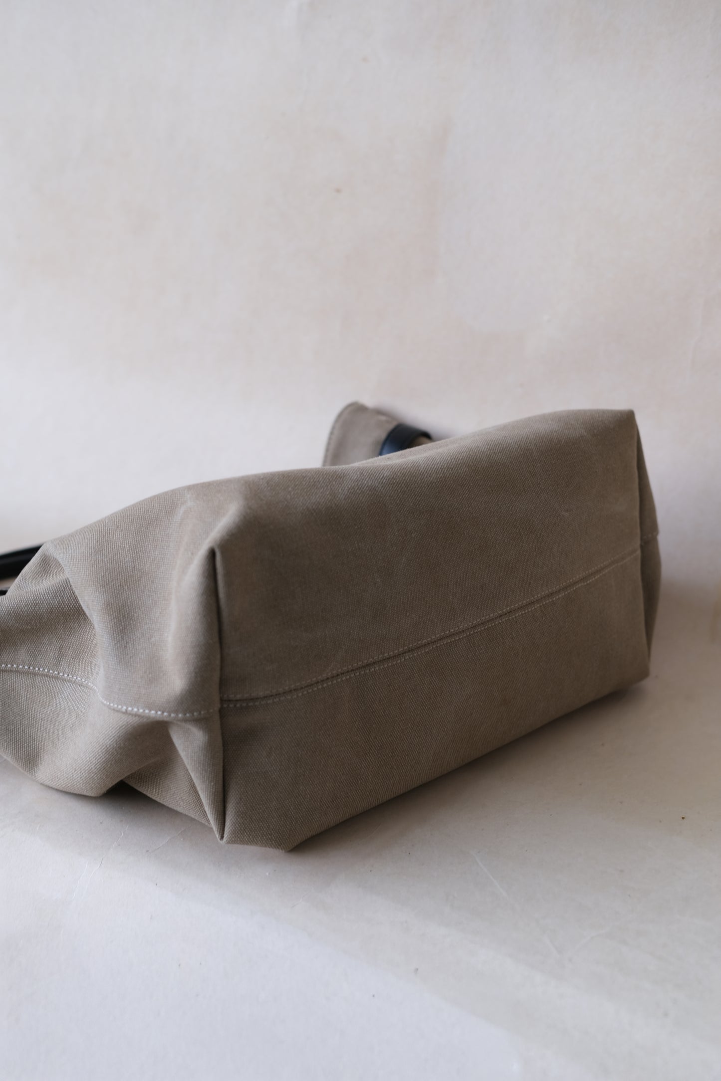 Élan Belted Canvas Tote - Khaki