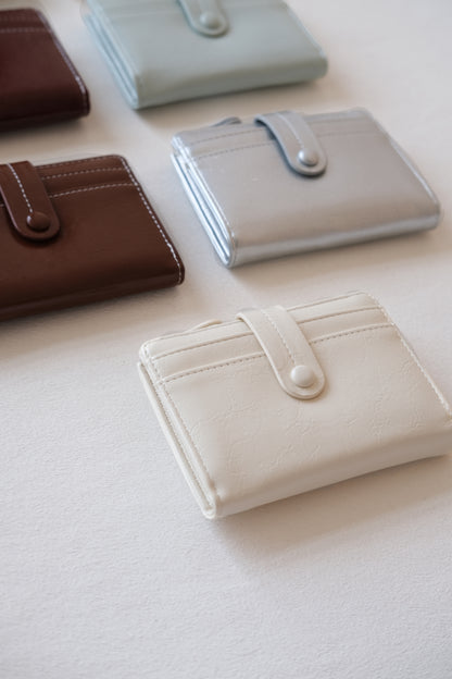 Vivienne Essential Wallet - White