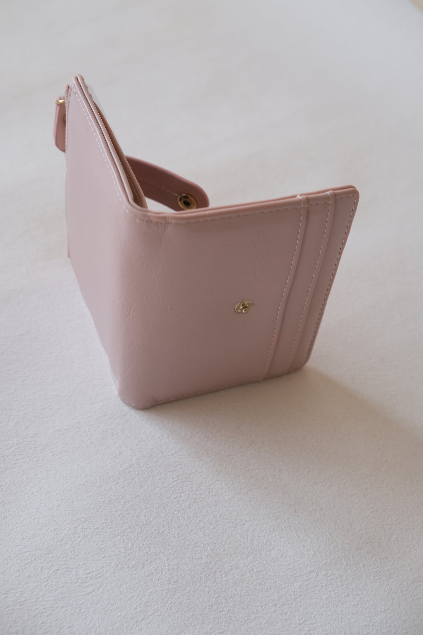 Vivienne Essential Wallet - Macaroon Pink