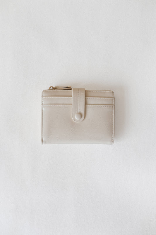 Vivienne Essential Wallet - White