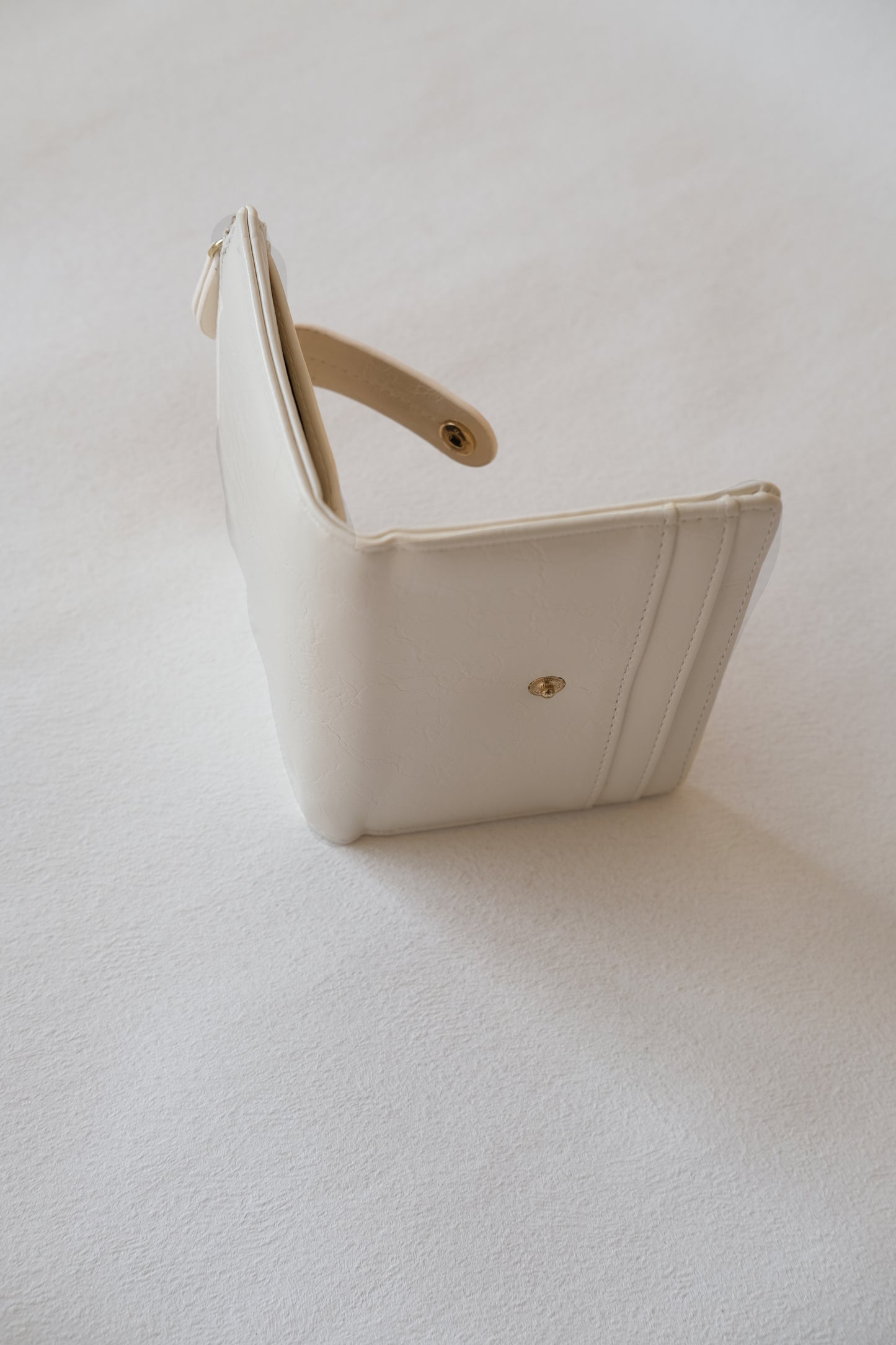 Vivienne Essential Wallet - White