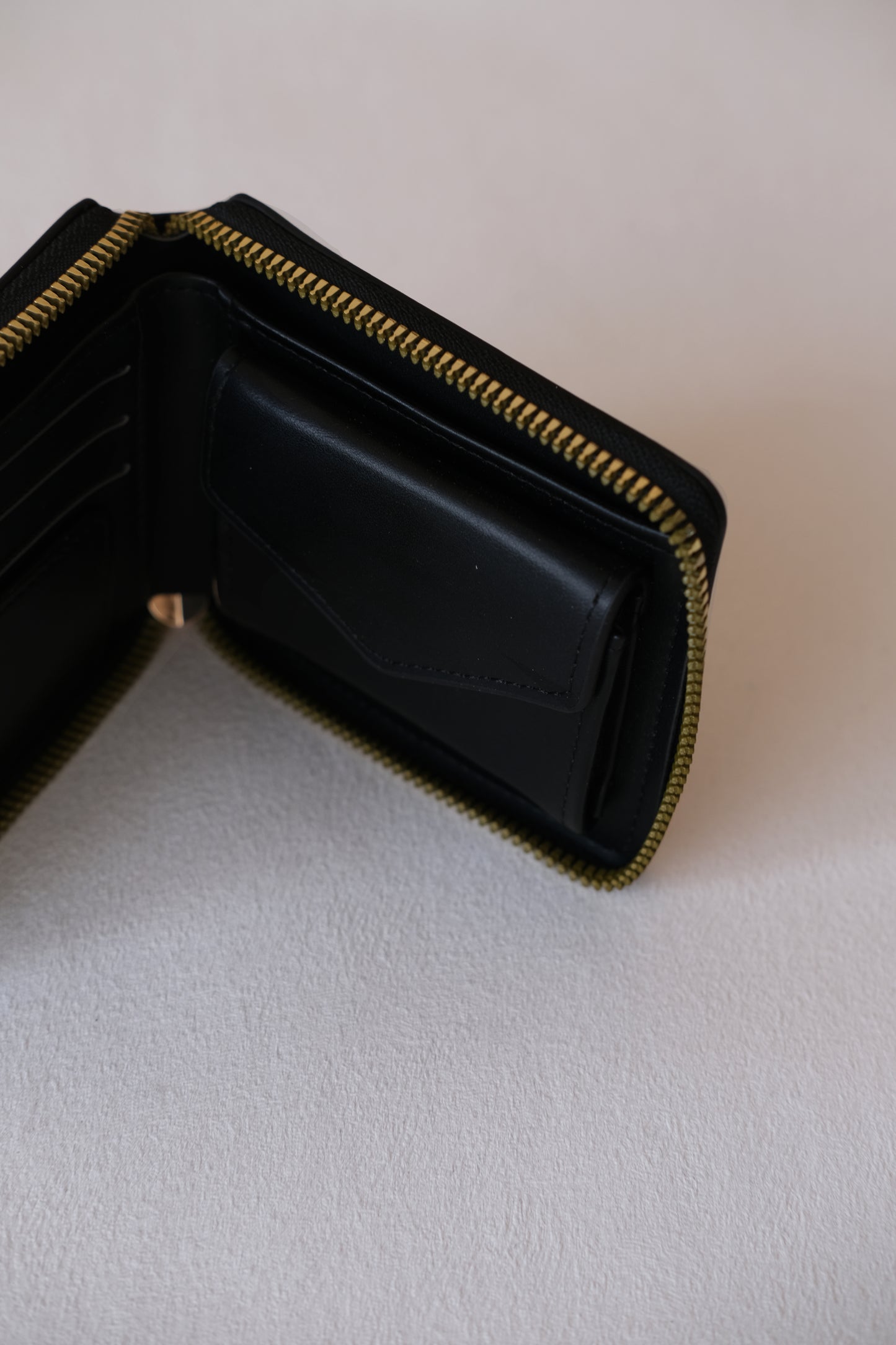 Serene Classic Wallet - Classic Black