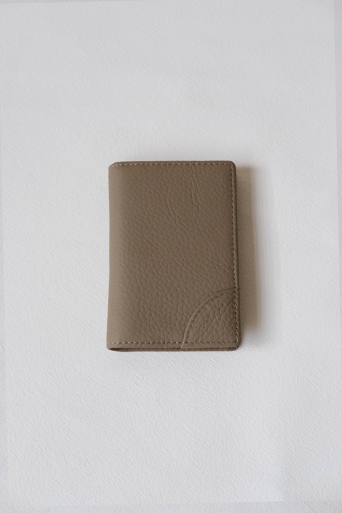 Genuine Leather Multifunctional Card Holder In Elephant Grey