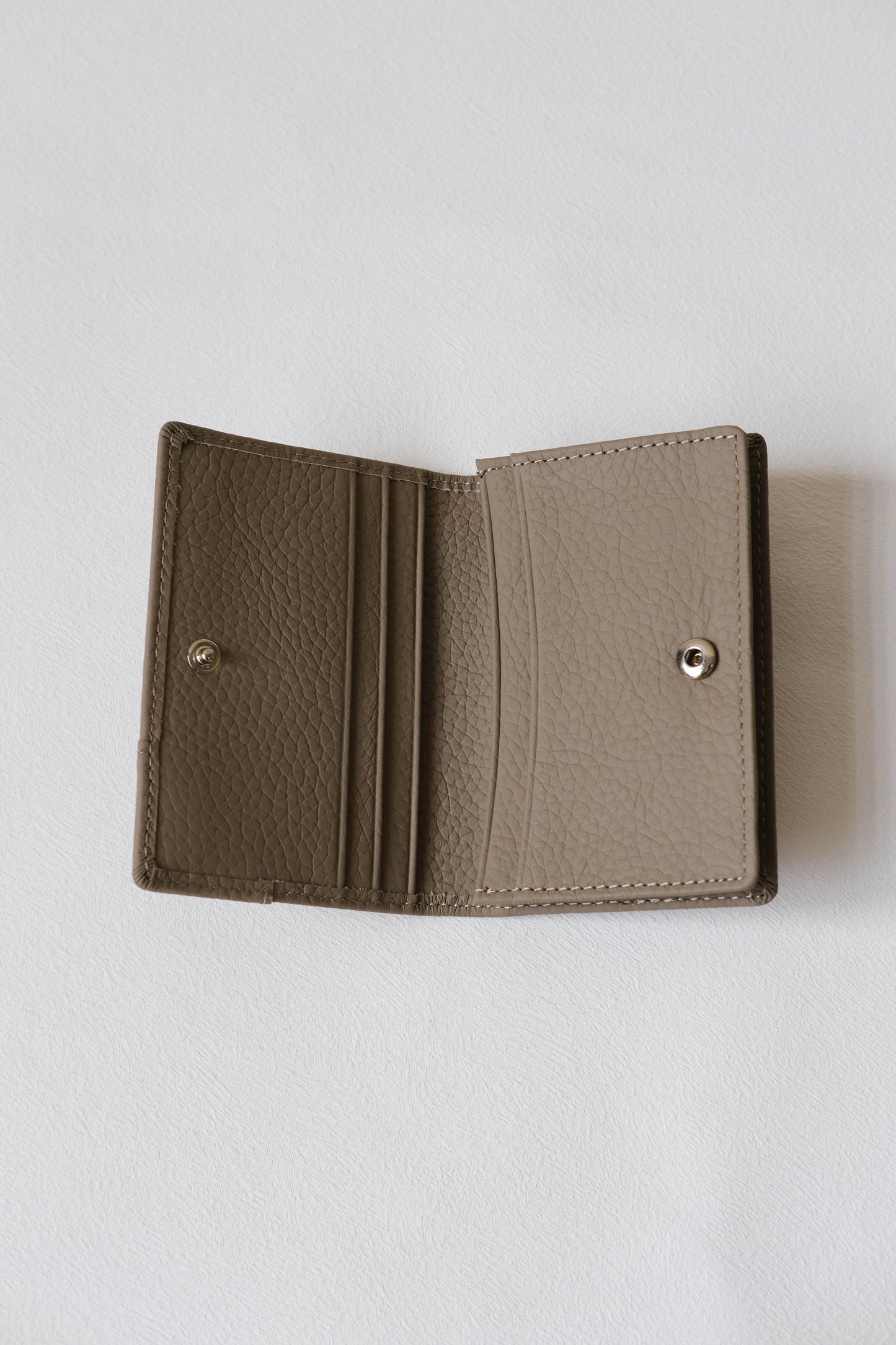 Genuine Leather Multifunctional Card Holder In Elephant Grey