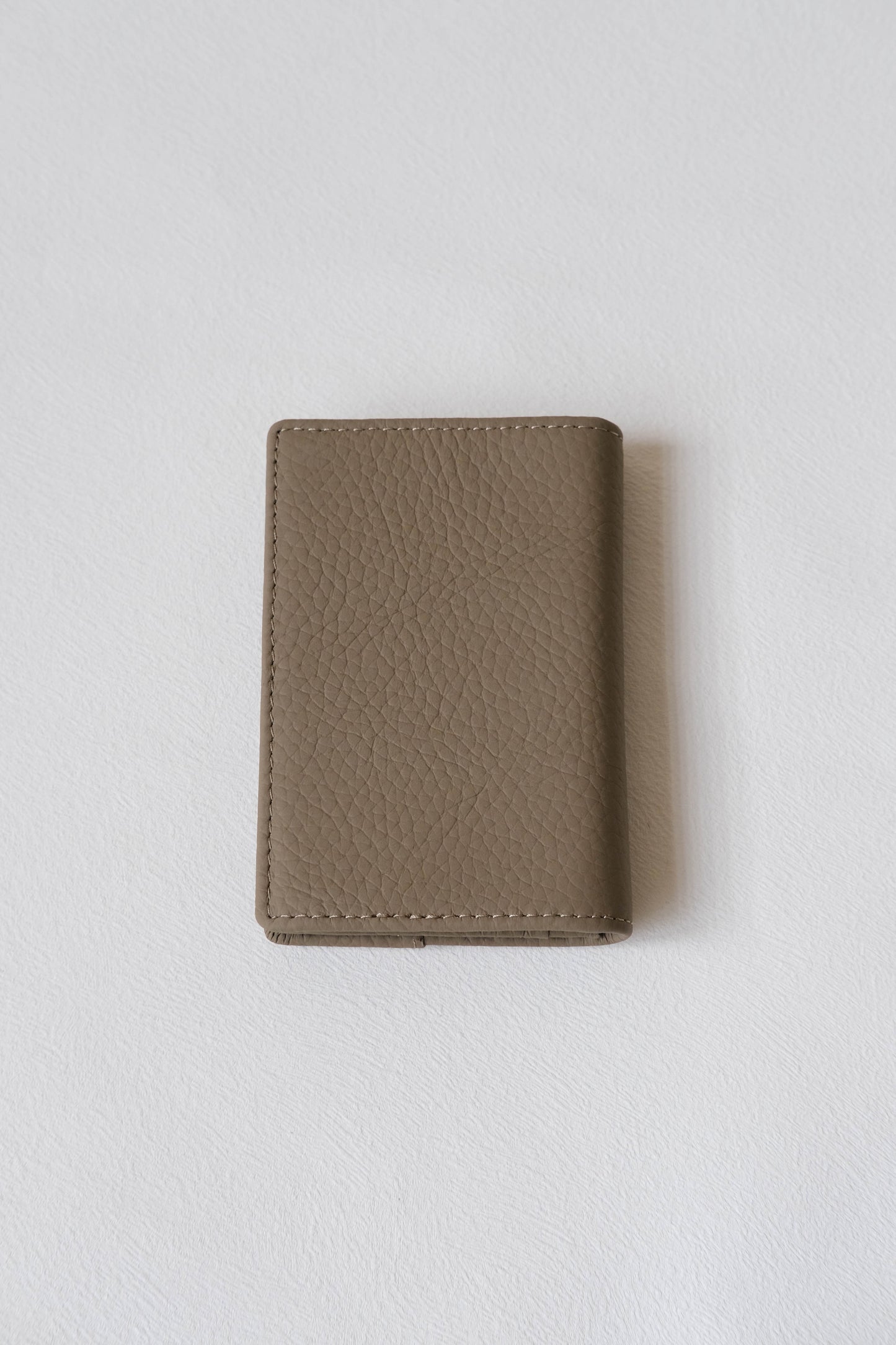 Genuine Leather Multifunctional Card Holder In Elephant Grey