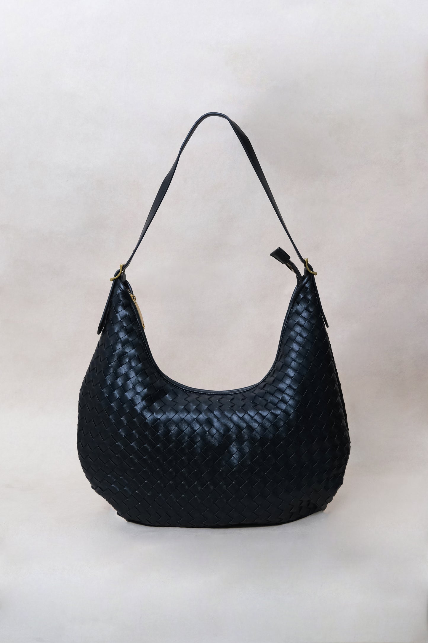 Artisan Classic Moon Bag - Shinny Black