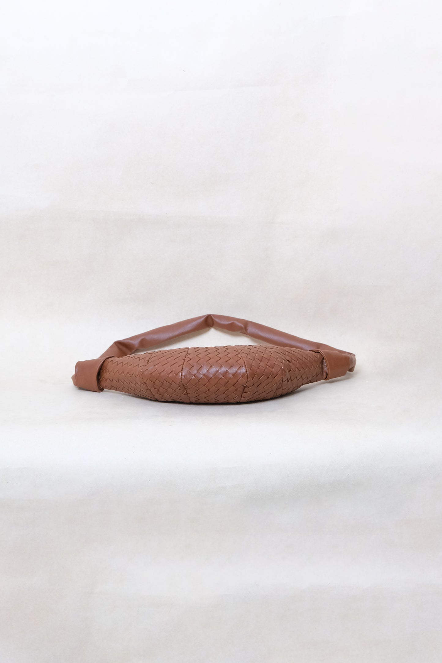 Artisan Classic Crescent Bag - Shinny Chestnut