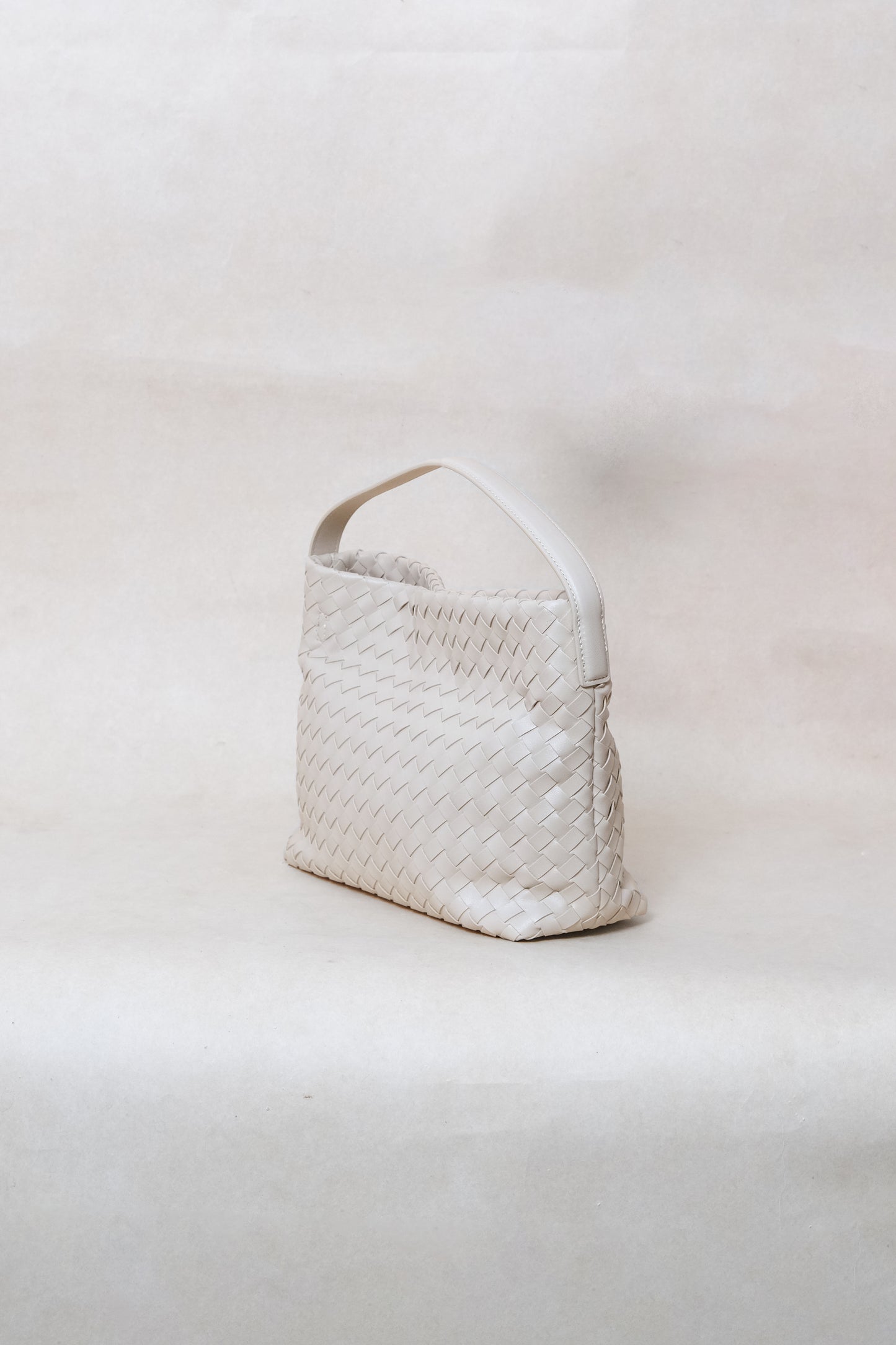 Artisan Veloura Tote Bag - White Sand