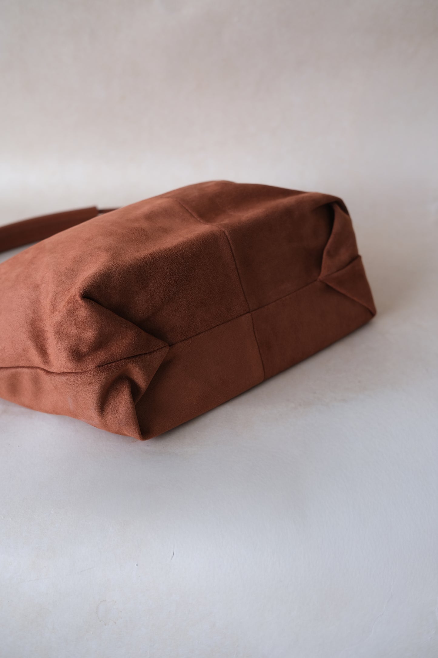 Madeleine Everyday Hobo - Chestnut